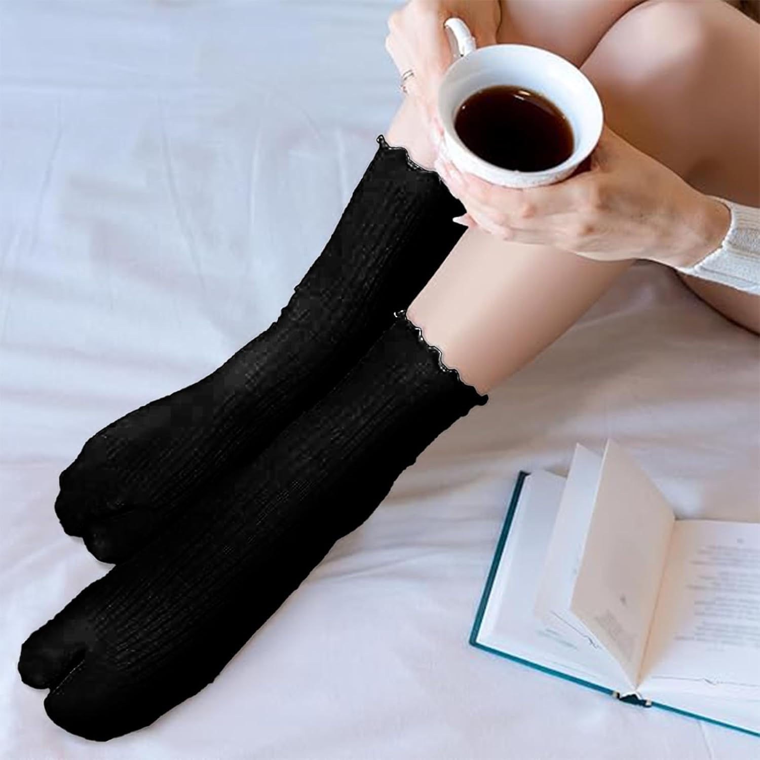 Tzylomirx 3 Pairs Split Toe Socks for Women, Ruffled Split Toe Socks, Suitable for Popular Styles - Create Fashionable Sports Casual Wear image number 4