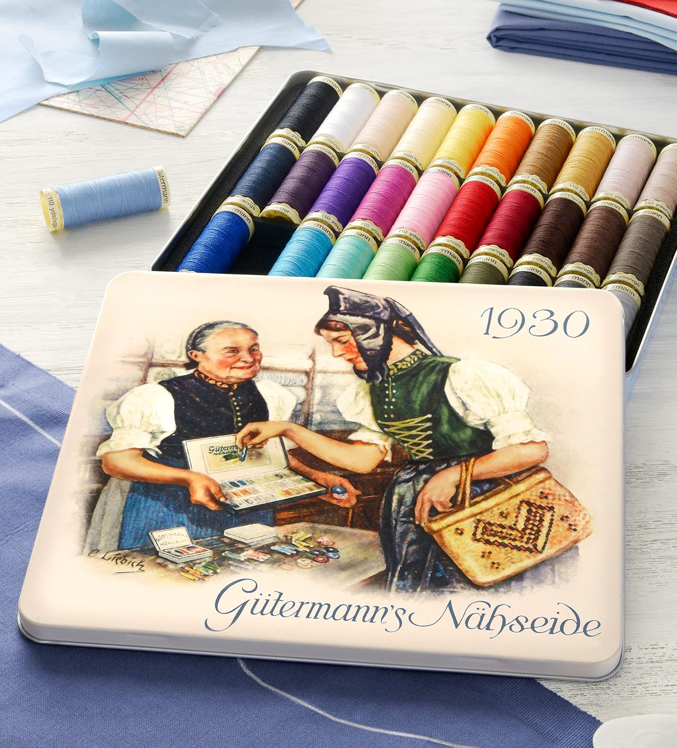 GUTERMANN Nostalgic Box Sew-All Thread 100MT 30 SPOOLS Assorted Colours 1930 image number 4