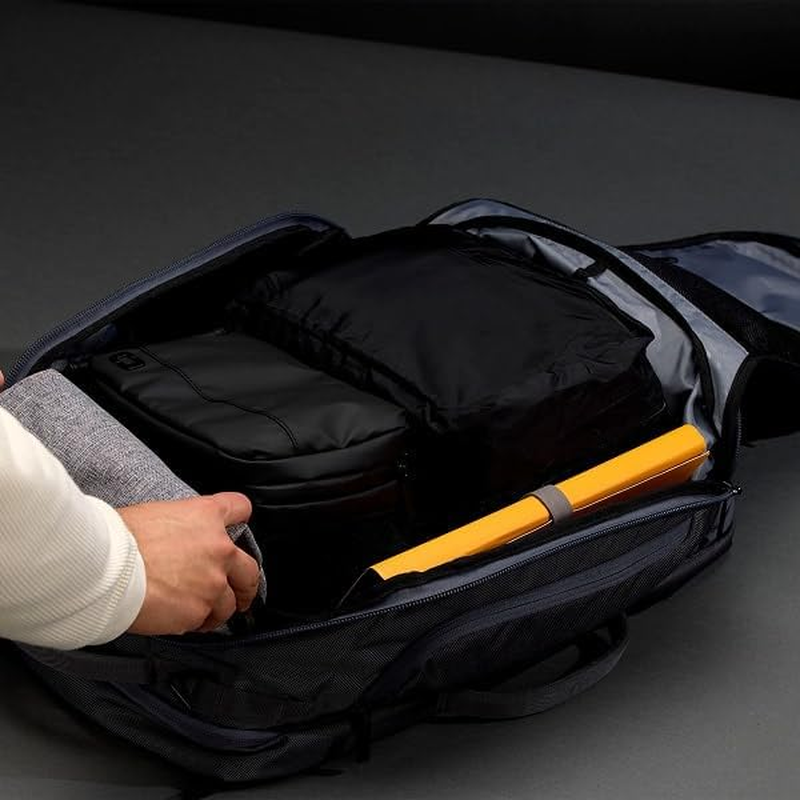 OGIO Pace Pro Duffel Bag (Carry-On Luggage) image number 4