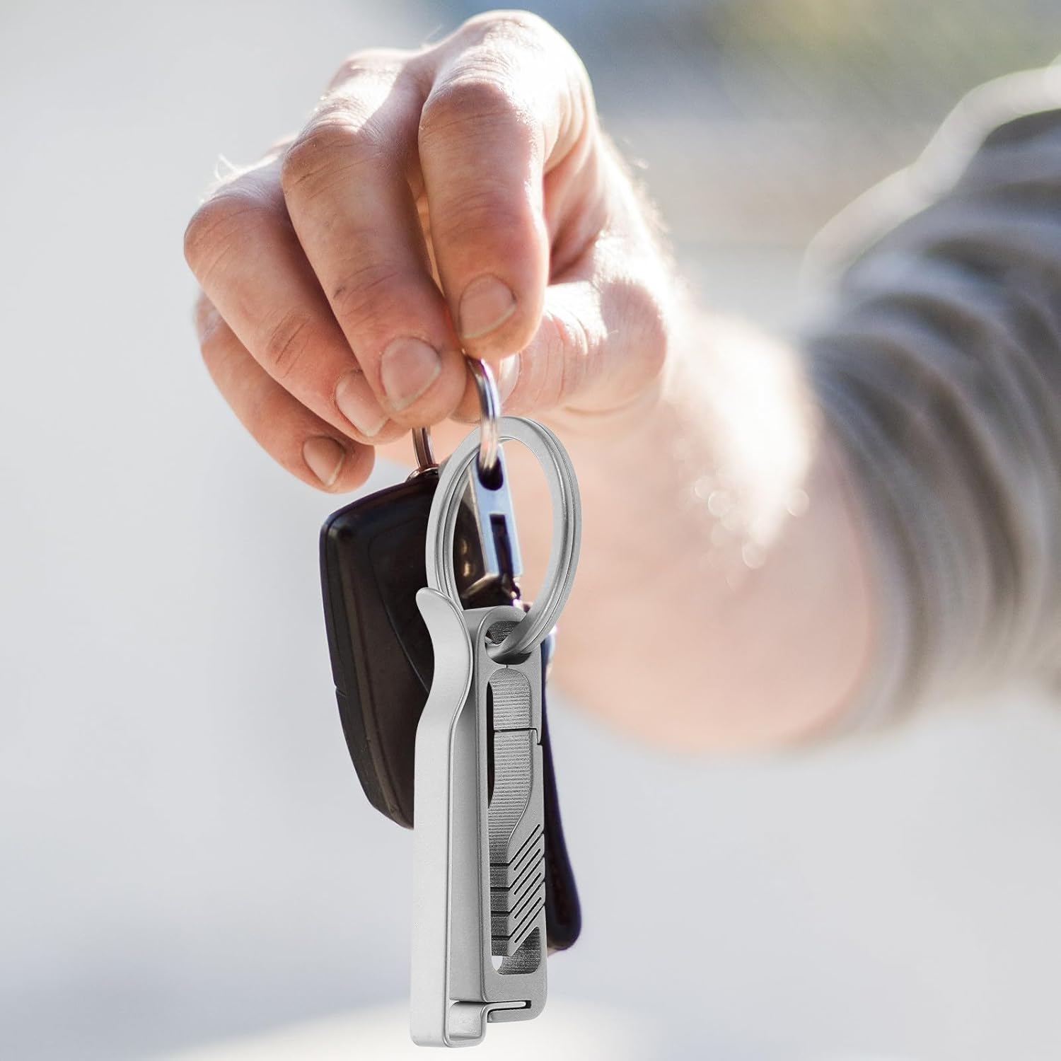 HOODANCOS Titanium Alloy Carabiner Keychain Double-Sided Key Clip Lightweight Rust-Resistant with Ring for Men Duty Belt and Outdoor Accessories image number 3