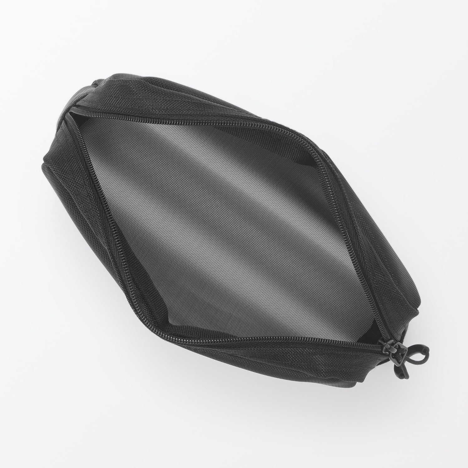 MUJI 84920851 Nylon Mesh Pouch, Approx. 7.3 X 1.6 X 4.7 Inches (18.5 X 4 X 12 Cm) image number 6