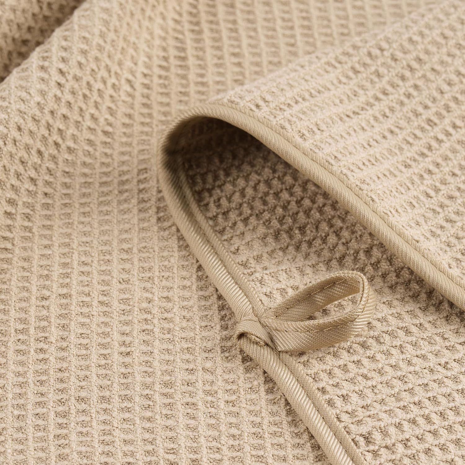 POLYTE 380 GSM Microfibre Oversize Quick Dry Lint Free Waffle Bath Towel for Body, 76.2 X 152.4 Cm, Set of 2 - Blue image number 7