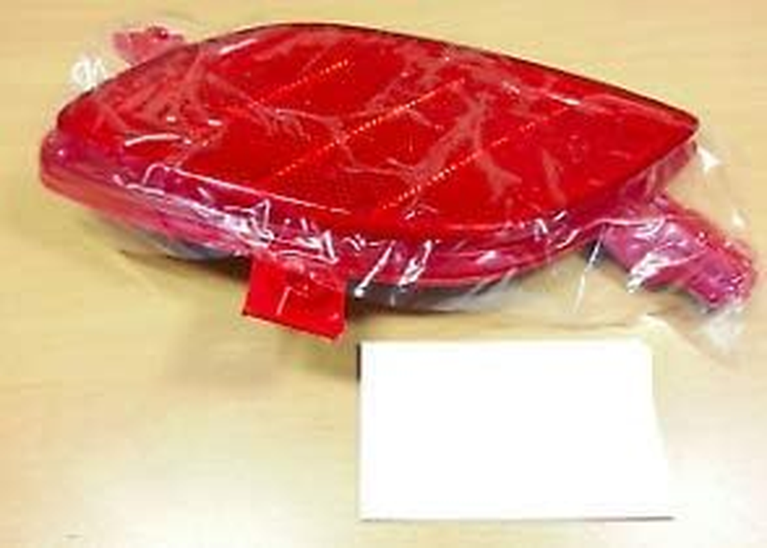 Genuine Hyundai 92405-A5100 Reflector/Reflex Assembly, Rear, Left image number 2