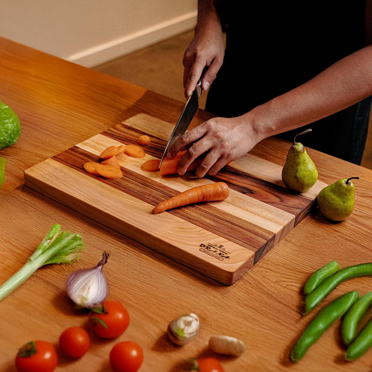 Orana 40X31Cm Camphor Laurel Edge Grain Made in Australia Anti-Bacterial Handmade Chopping Cutting Board&hellip; image number 2