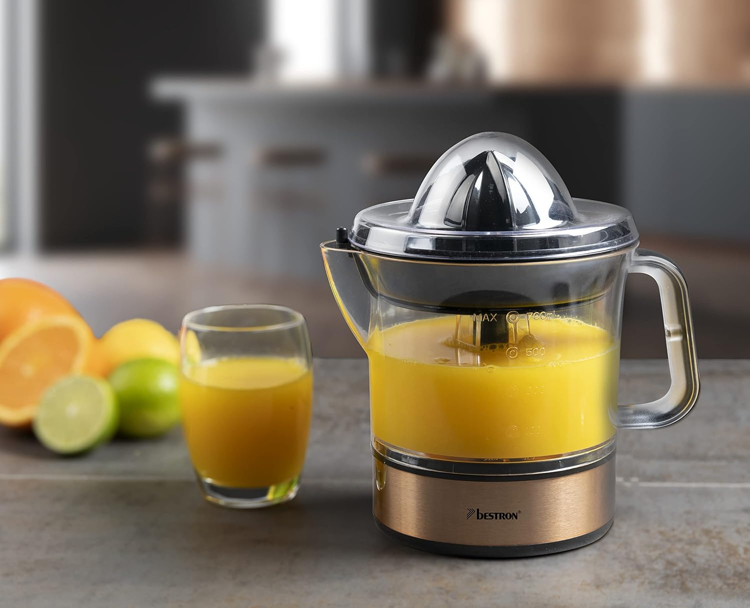 Bestron Electric Citrus and Orange Press, Including 2 Press Cones and Aroma Lid, Motor with Two Directions of Rotation (Left/Right), Capacity: 0.7 Litres, 40 Watts, Colour: Copper - Copper image number 2