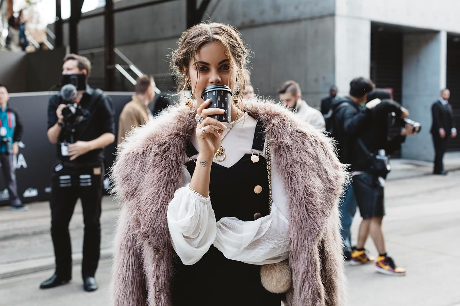 Vittoria Coffee Cappuccino Strong Instant Coffee Sachets - 100% Freeze Dried Premium Coffee. Strong Blend Topped with Thick, Velvety Froth. Ready to Mix, Just Add Hot Water. 8 Serves image number 4