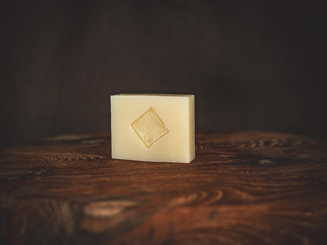 Base - Soap with Impact - Bar Box Shampoo, 135G image number 1