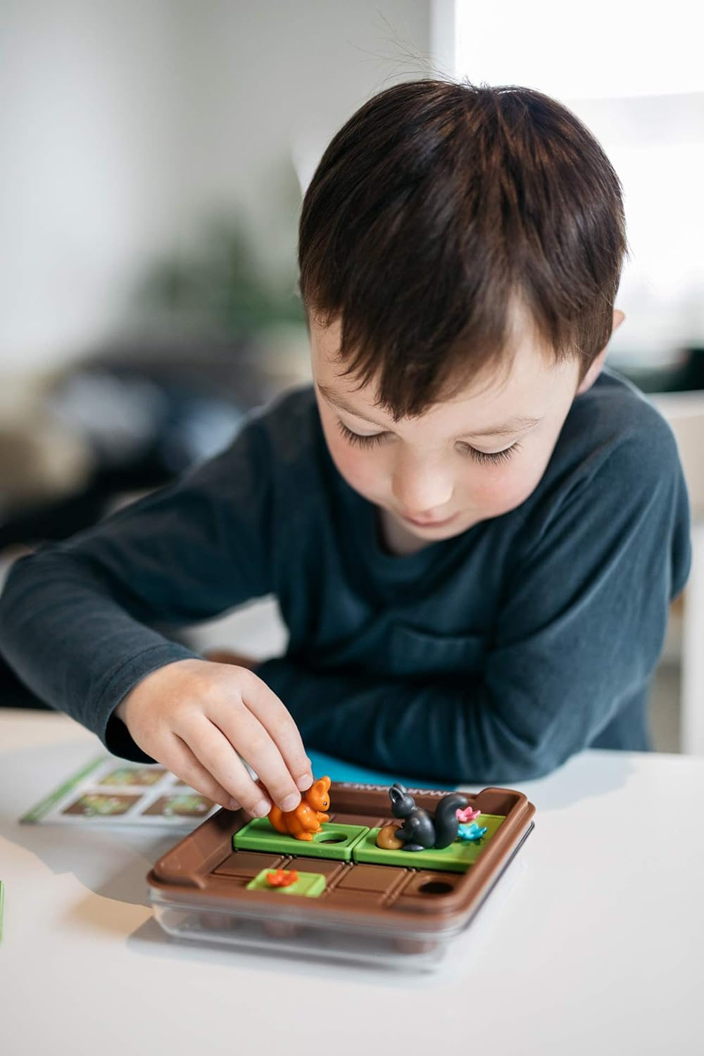 Smart Games Squirrels Go Nuts Puzzle Multicolour image number 1