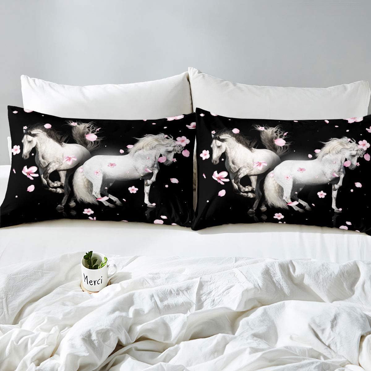Homewish Horse Duvet Cover, Boys Galloping Horses Duvet Cover, White Horse Print for Children, Teenagers, Adults, Pink Petal Bedding Set, Living Room Decor with Zip, 135 X 200 Cm, Black