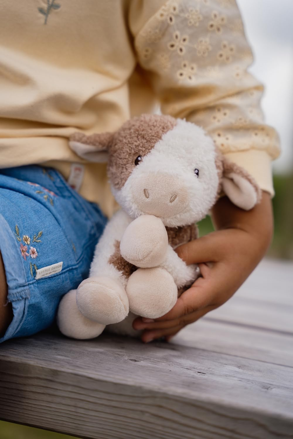 Little Dutch Little Farm Cuddle Cow, Size 17 Cm image number 5
