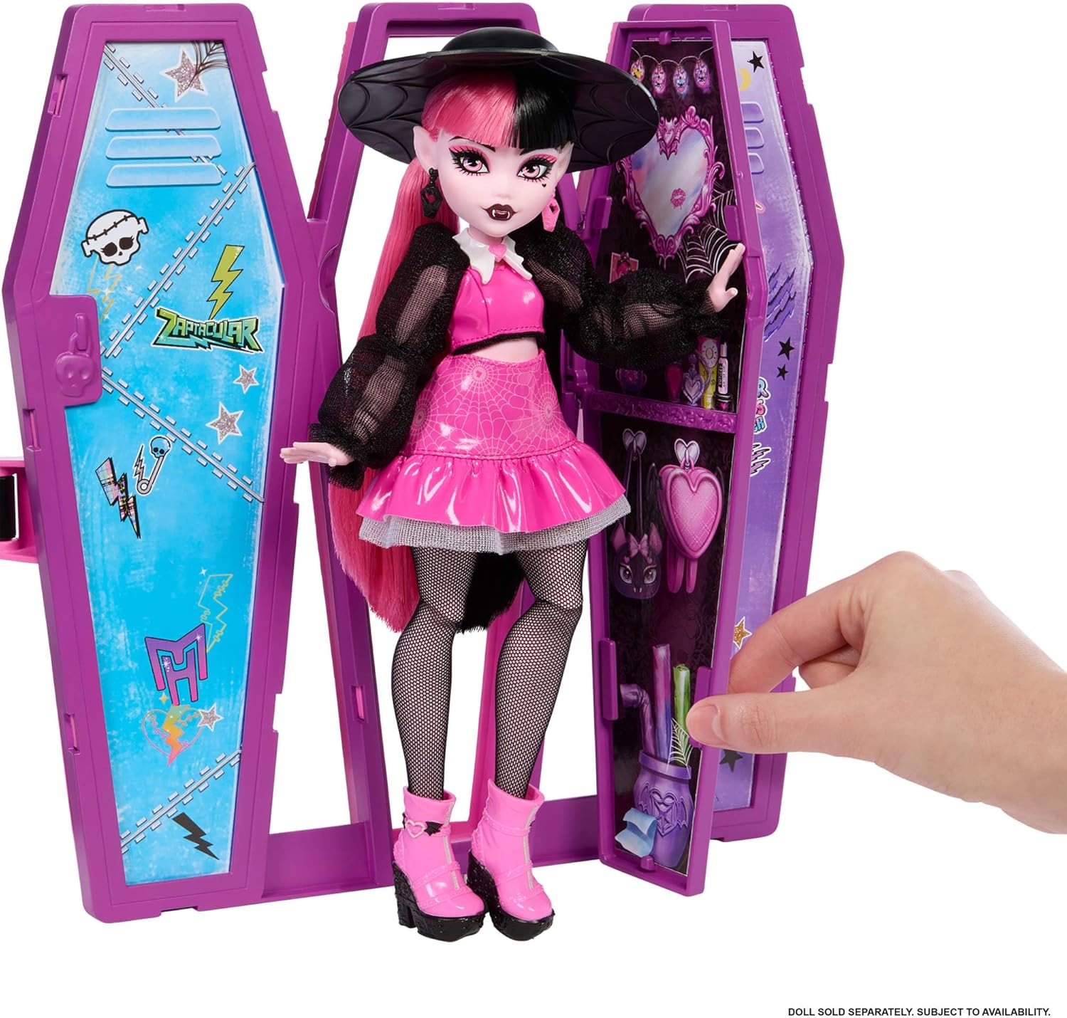 Monster High Toys and Accessories, Draculaura Secret Potion Room Playset with Pet Bat Count Fabulous, 12+ Pieces, and Surprise Transformations image number 2