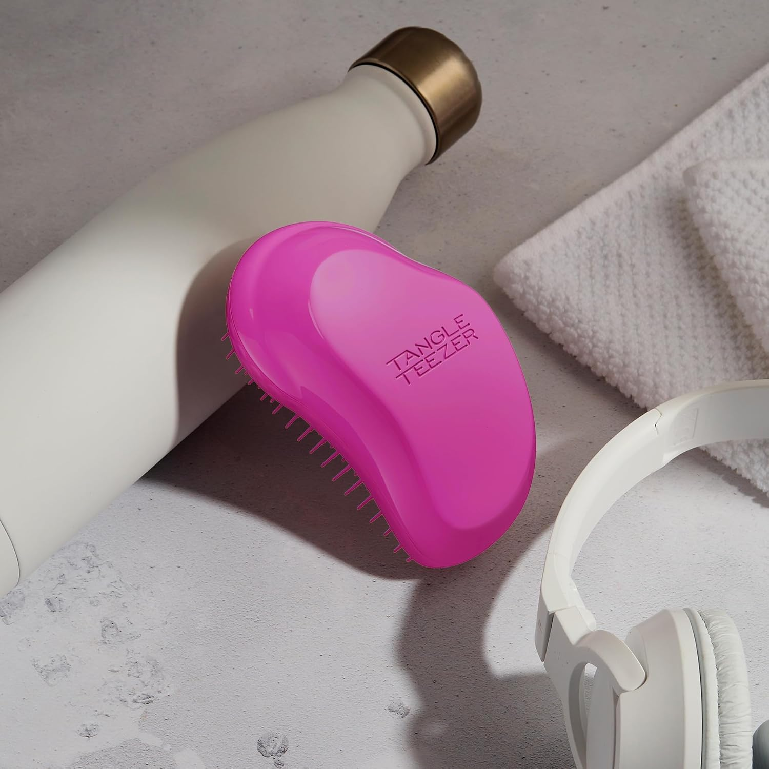 Tangle Teezer, the Fine and Fragile Detangling Hairbrush for Wet and Dry Hair, Colour Treated, Fine, Fragile Hair, Berry Bright image number 3