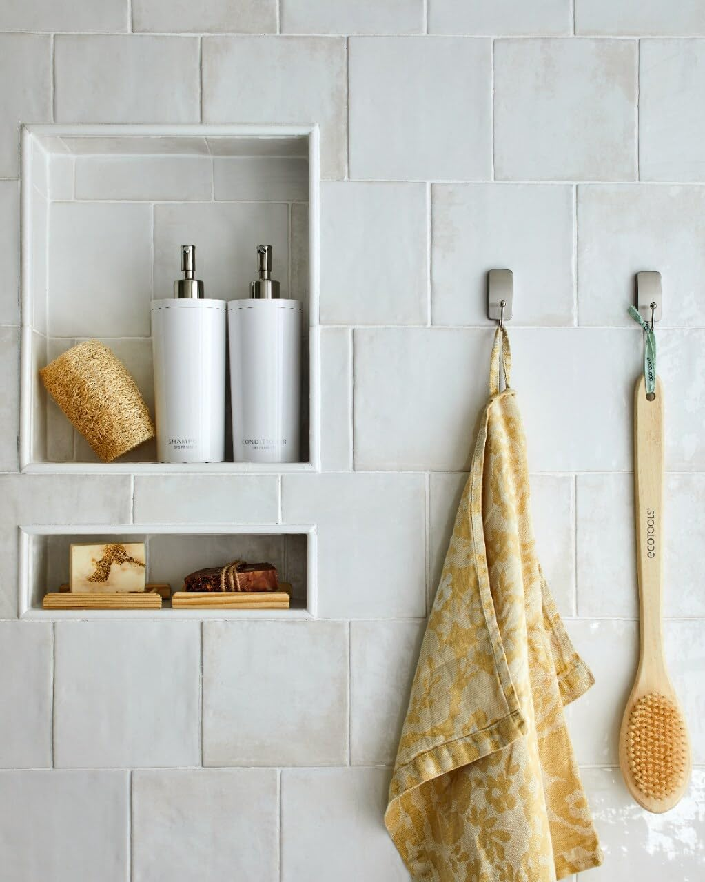 Command Bath Hook, Small, Satin Nickel, 1-Hook, 2-Small Water-Resistant Strips (BATH33-SN-ES) image number 4