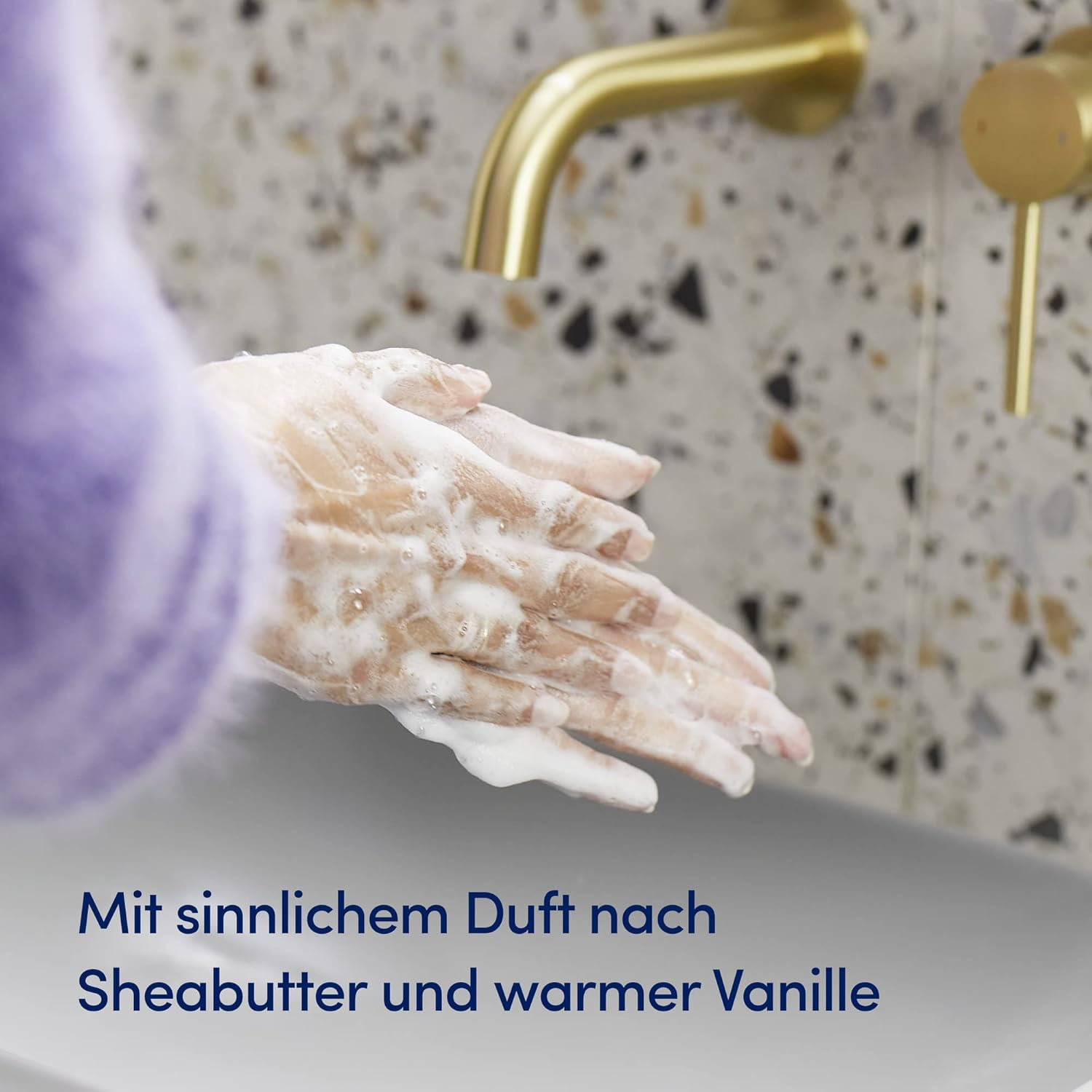 Dove Pampering Cream Bar with 1/4 Moisturising Cream for Soft and Smooth Skin 90 G