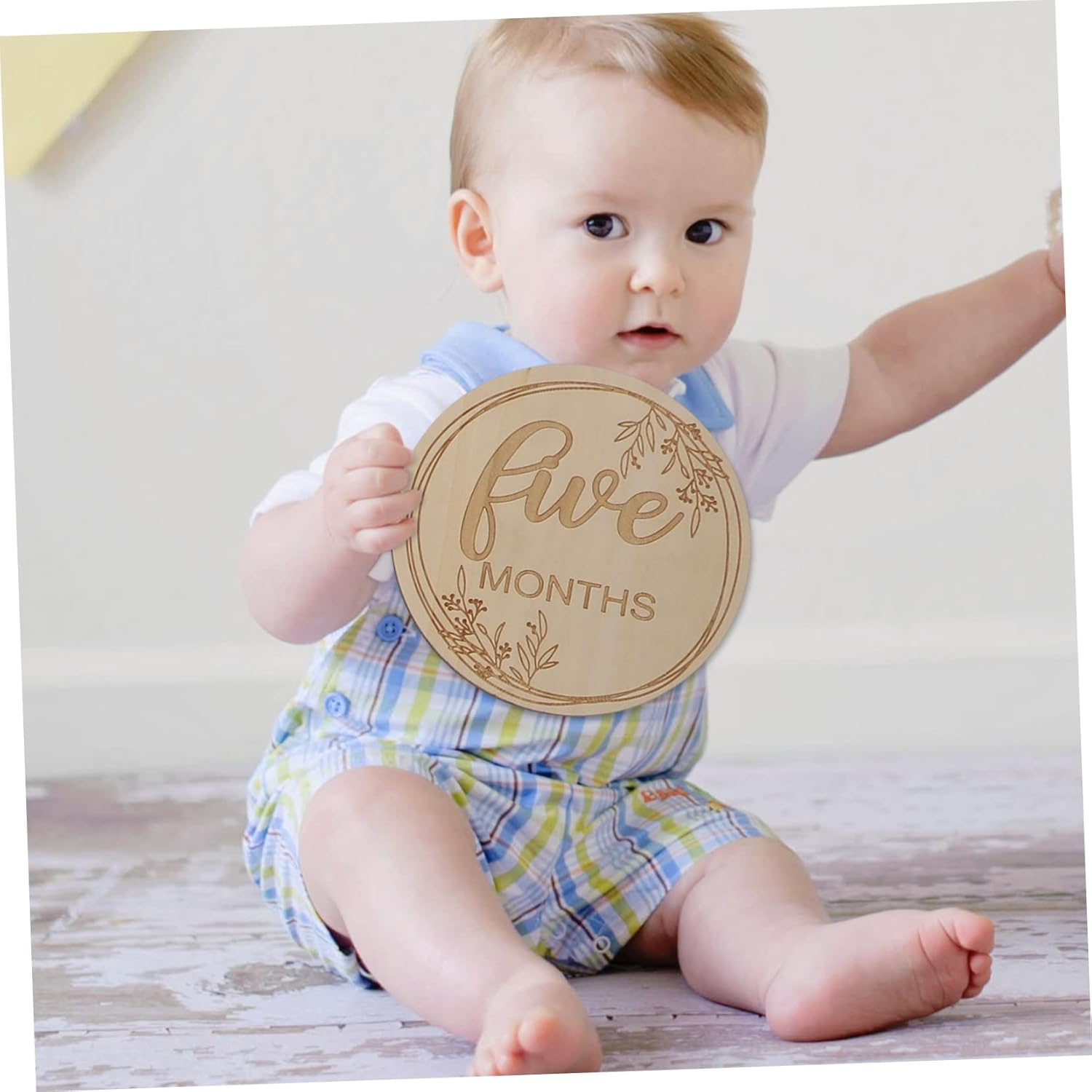 12Pcs Milestone Cards Commemorative Cards Wooden Photo Props for Newborns Unique Designs for Capturing Special Moments image number 5