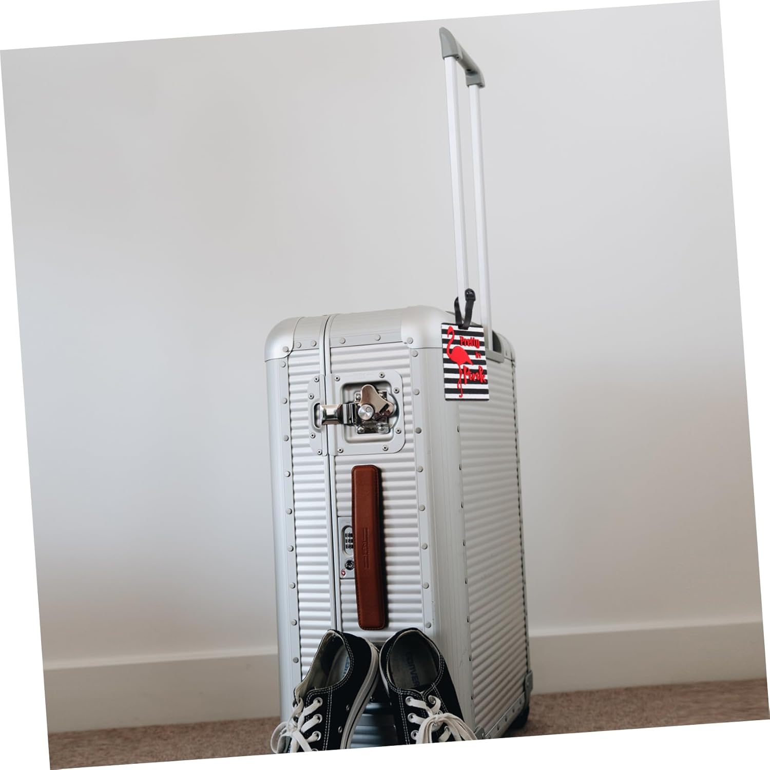 LIGIGWASH 5Pcs Luggage Tag Set Suitcase Luggage Identifiers Travel Baggage Labels Flamingo Theme Material for Men Women Boys and Girls image number 1