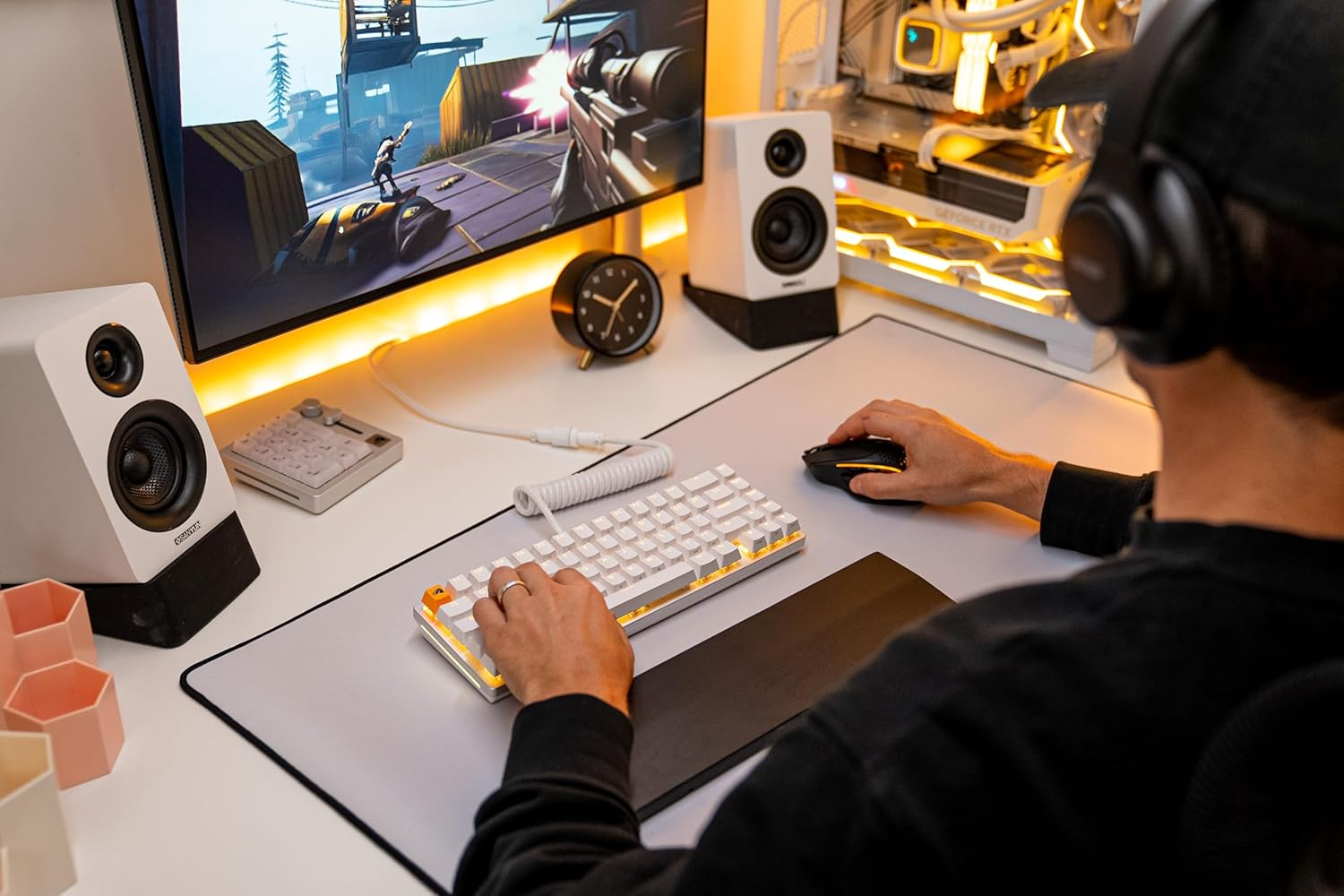 Glorious Model I 2 Wireless - MMO Mouse (Black) with 9 Programmable Side Buttons, 16 Configurations with Layer Shift, 2 Swappable Magnetic Buttons, Superlight 75G, Perfect for FPS, MOBA, and MMO image number 1