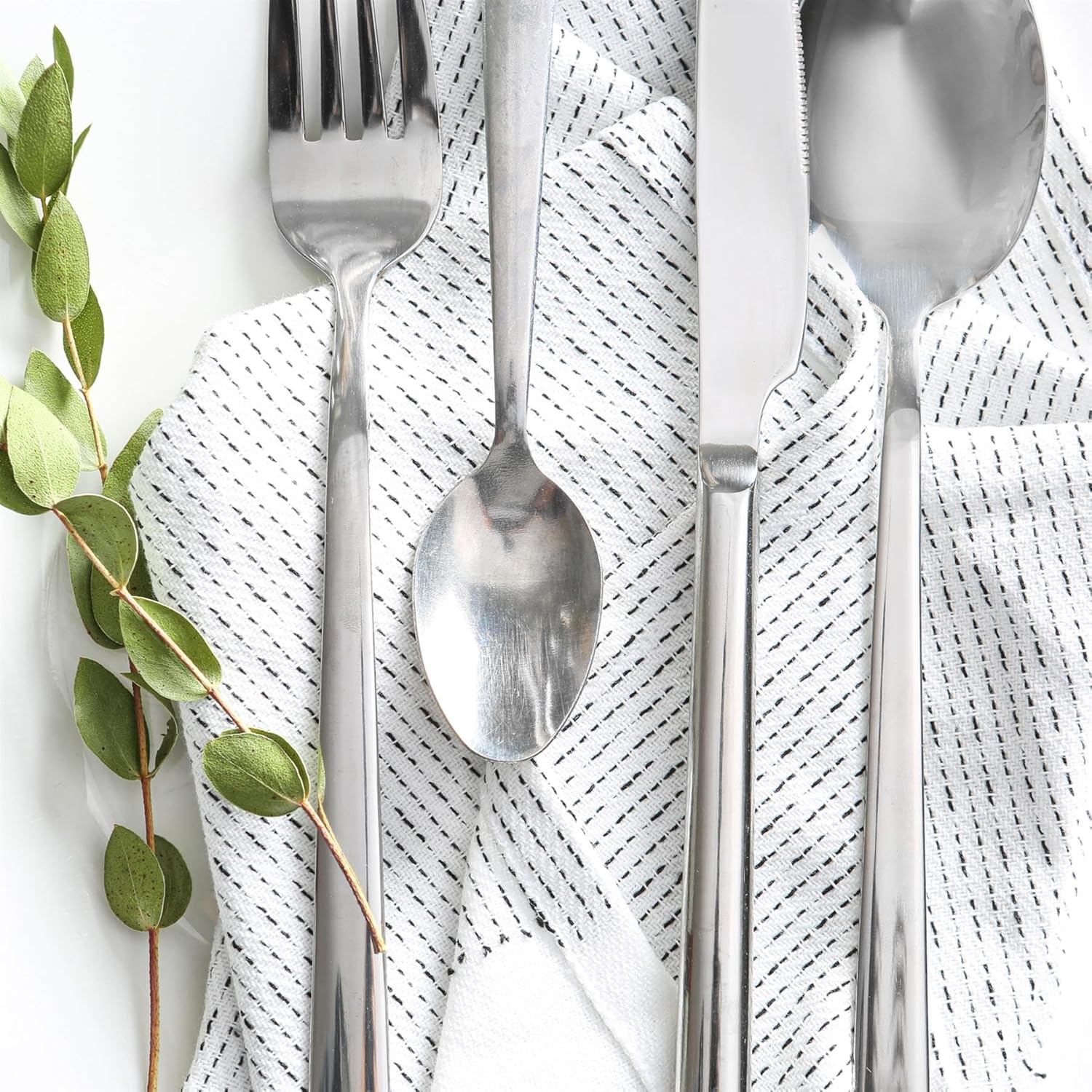Argon Tableware Tondo Stainless Steel Teaspoons - 14Cm - Pack of 6 - Silver Tea Spoons High Polished Metal Dishwasher Safe 6-Piece Tea Coffee Sugar Cutlery Set image number 5
