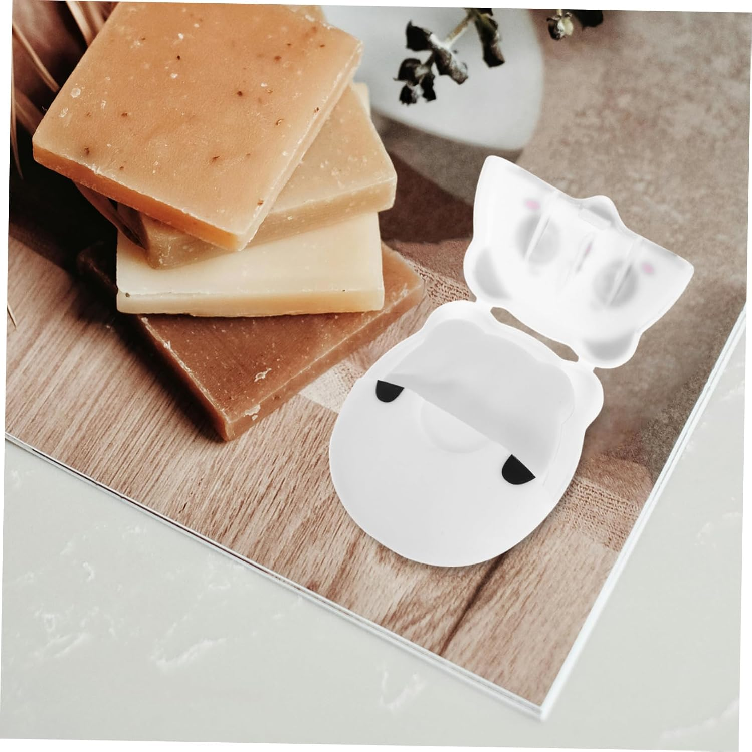 GALPADA Mini Portable Reusable Soap Sheets for Travel Convenient Hand Washing Soap Sheets for Outdoor Activities for Students and Adventurers Refreshing and Hygienic image number 5