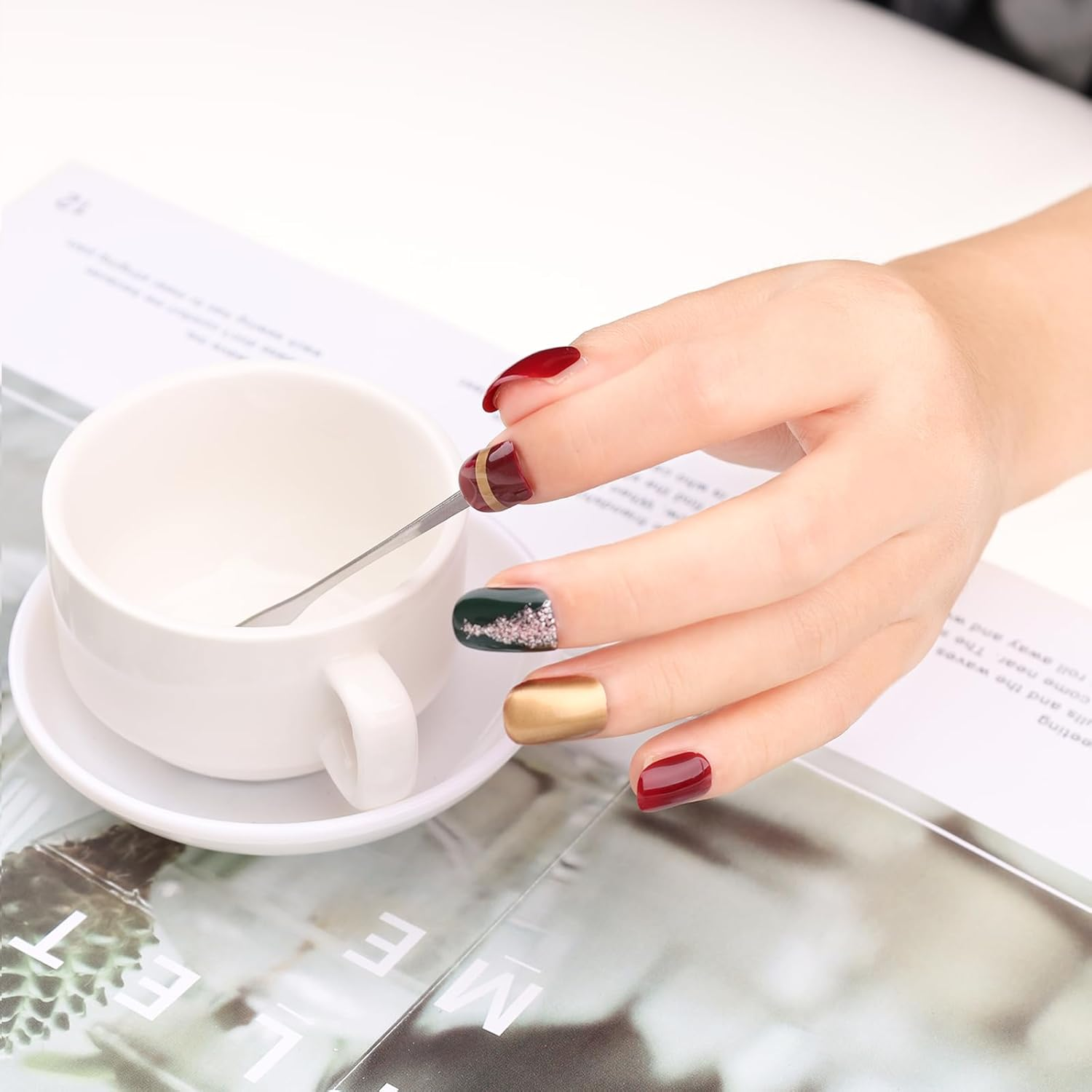 24Pcs Christmas Press on Nails Red French Oval Fake Nails Half Matte Manicure Nail Art Decoration DIY Holiday Party for Women Girls image number 1