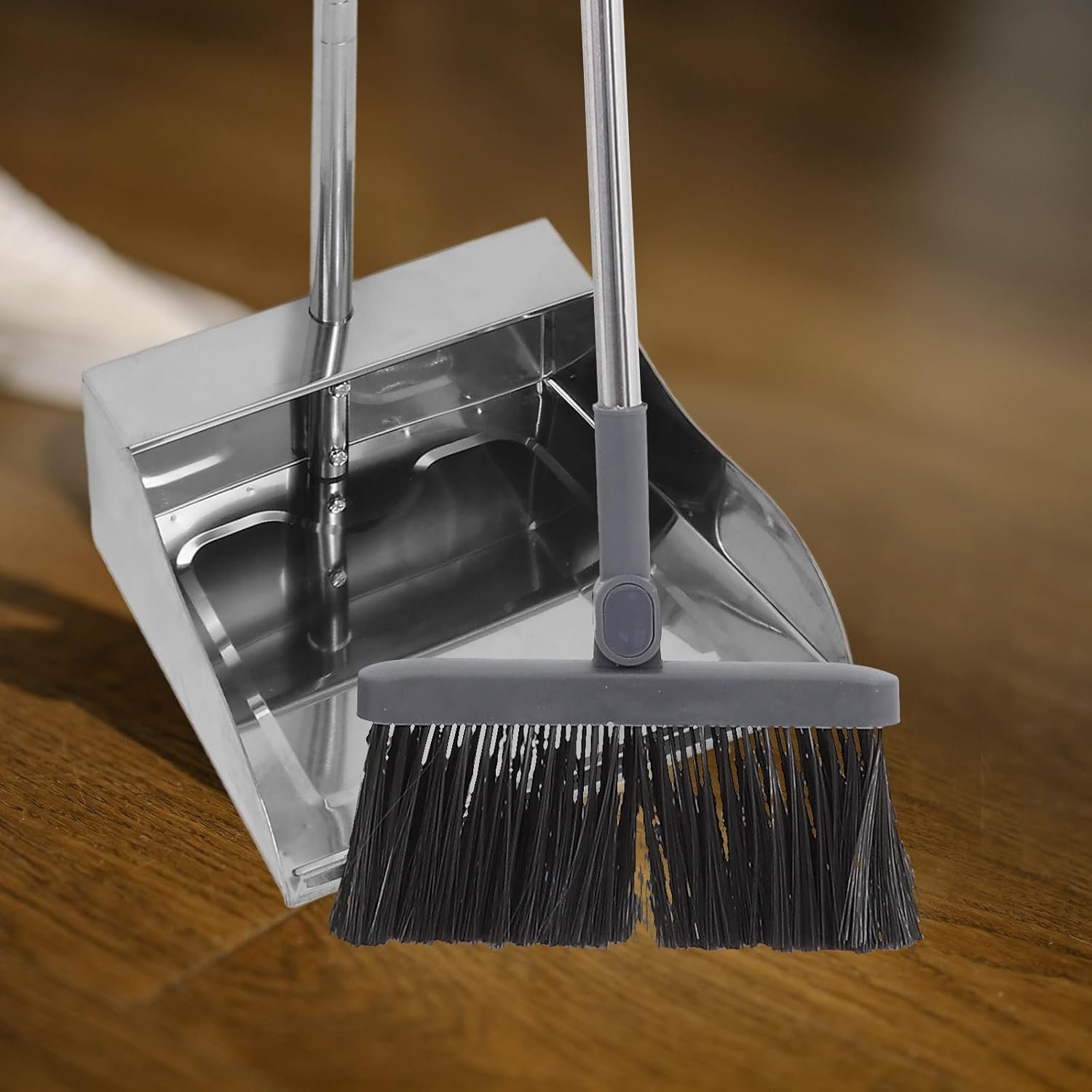 VALICLUD Stainless Steel Upright Dustpan with Long Handle, Heavy Duty Handheld Garbage Shovel for Indoor and Outdoor Cleaning, Large Size Ground Dustpan Suitable for Home and Garden Use image number 6