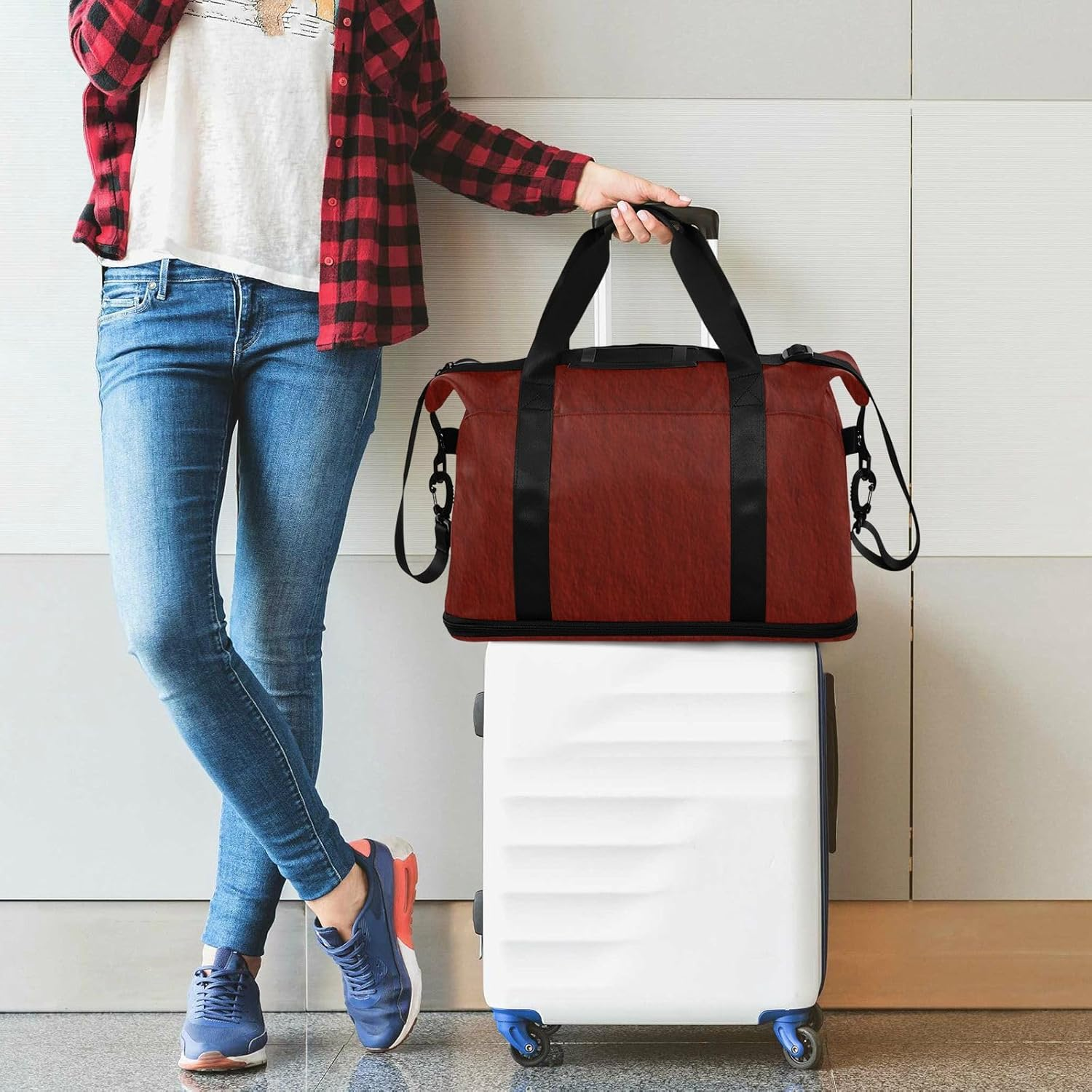 Reddish Brown Linen Texture Workout Bag Carry on Weekend Bag with Adjustable Strap for Workout Multifunctional, Reddish Brown Linen Texture, 1 Size image number 6