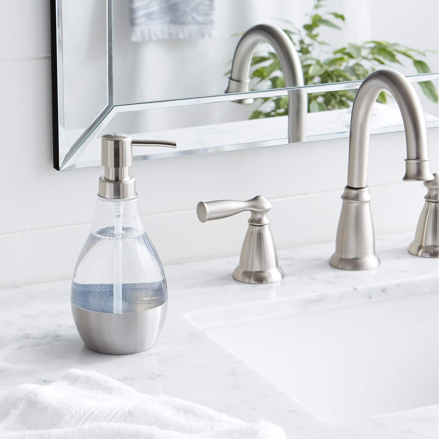 Amazon Basics Teardrop Soap Pump image number 1