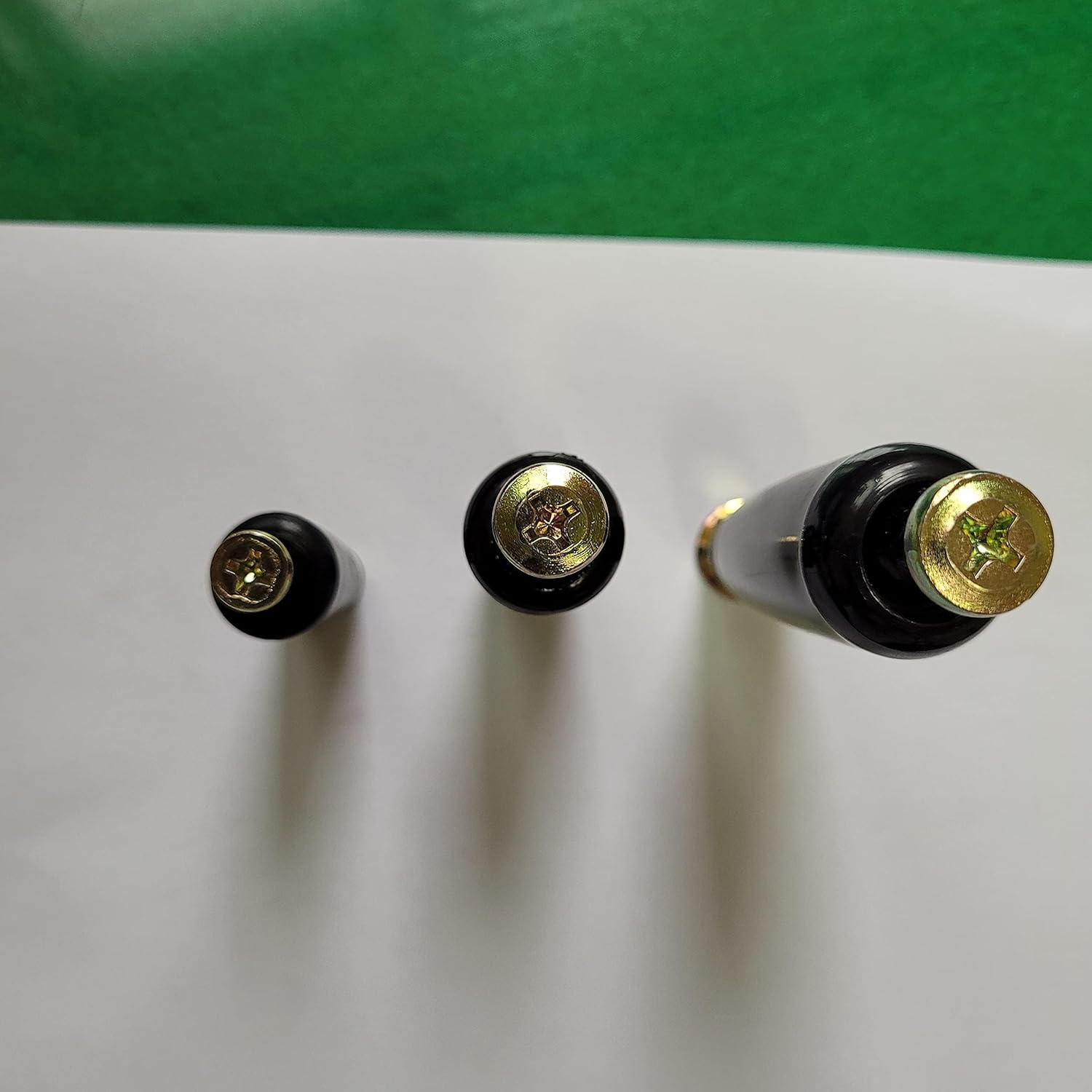 Revolving Hand Knob Handwheel M6 Male Threaded Stem L-6Cm Black for Boat Trailer Jack, Woodworking Cutting Machine, Tailstock, Table Saw, Milling Lathe Tailstock Machinery Part image number 1