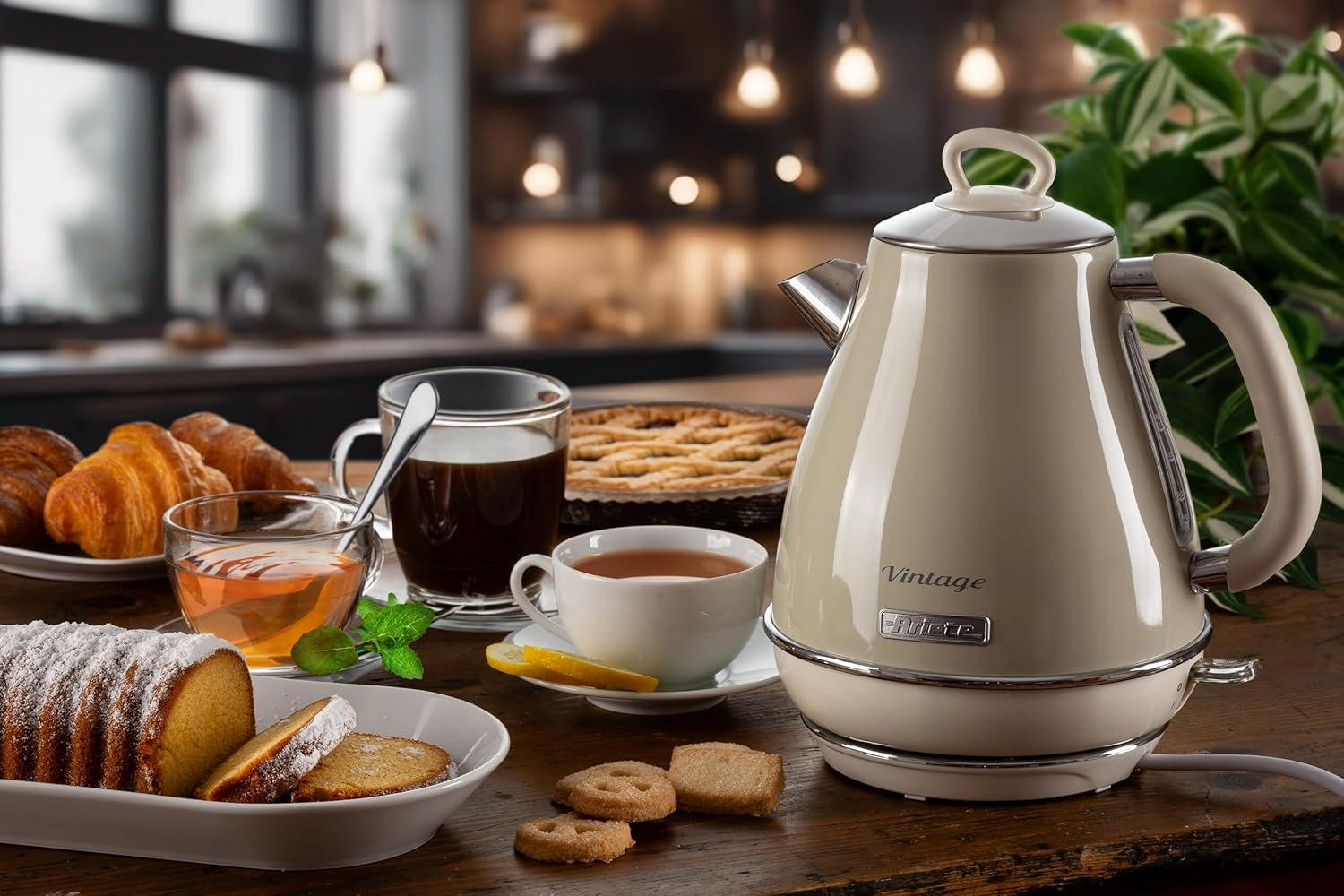 Ariete Vintage Series Electric Kettle 1.7L - Beige - Blue image number 3