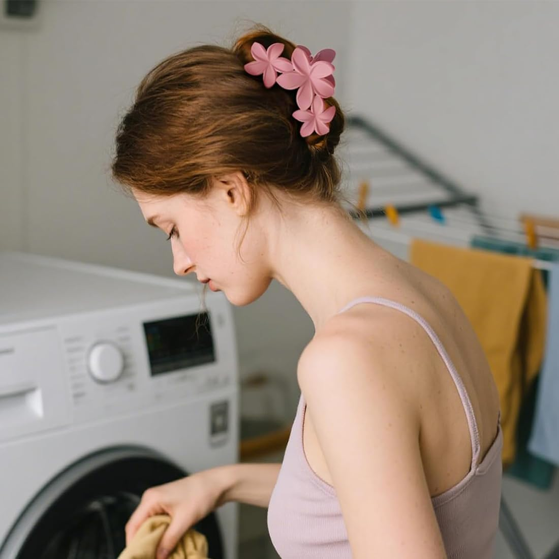 XYTAHDM Pack of 4 Hair Clips with Flower Motif for Women, Preppy Flower Hair Clip, Hawaiian Plumeria Hair Clip, Hawaiian Hair Accessories for Thick Hair, Strong Hold, Non-Slip, Gifts for Women (B)