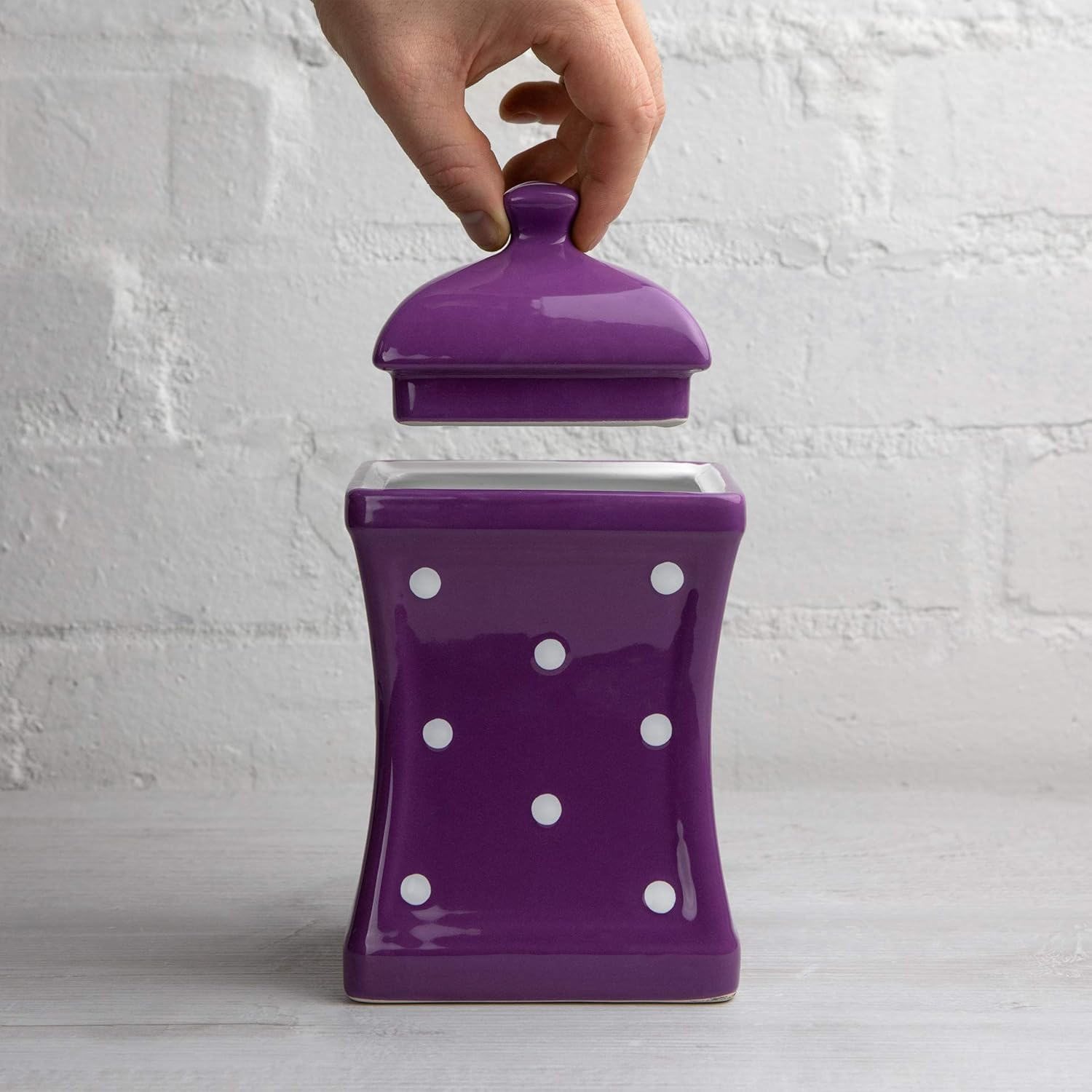 City to Cottage Handmade Purple and White Polka Dot Large Ceramic 31.5Oz/900Ml Kitchen Storage Jar with Lid | Pottery Canister, Cookie Jar, Housewarming Gift image number 5
