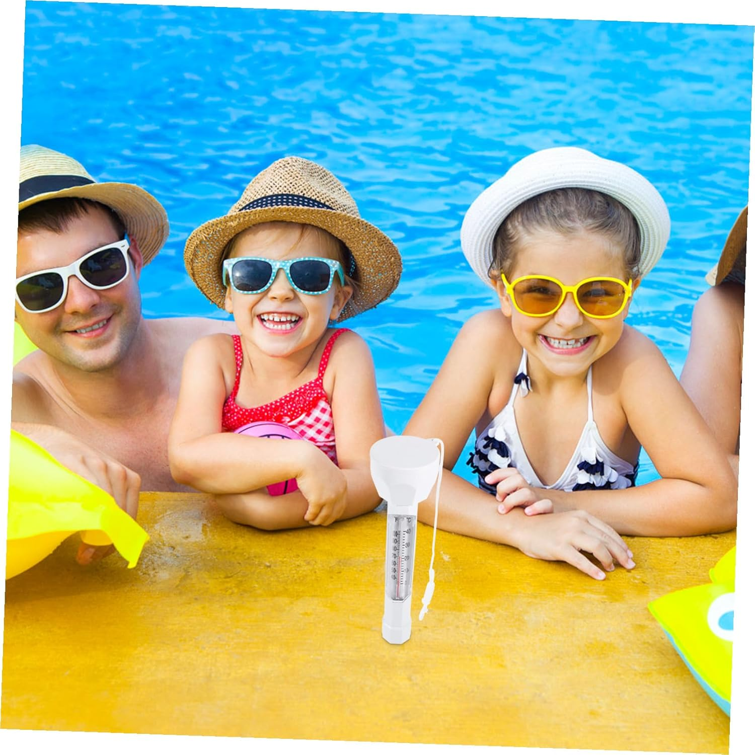 Floating Pool Thermometer with Dual Celsius and Fahrenheit Display Temperature for Fishponds Baths Saunas and Swimming Pools Read Floating Water Temperature Gauge image number 3