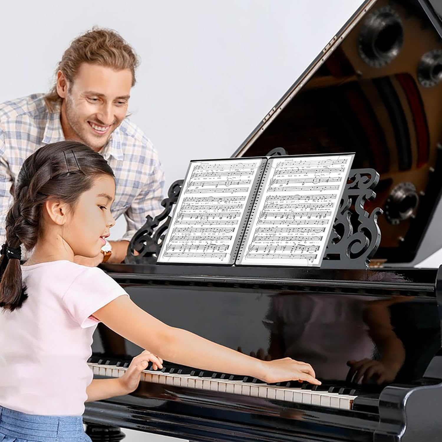 Igolife Sheet Music Folder, 60 Pages Spiral Binder Organizer for Sheet Music Storage, Fits Letter Size 8.5 X 11 In/ A4, Writable Choir Folder image number 4