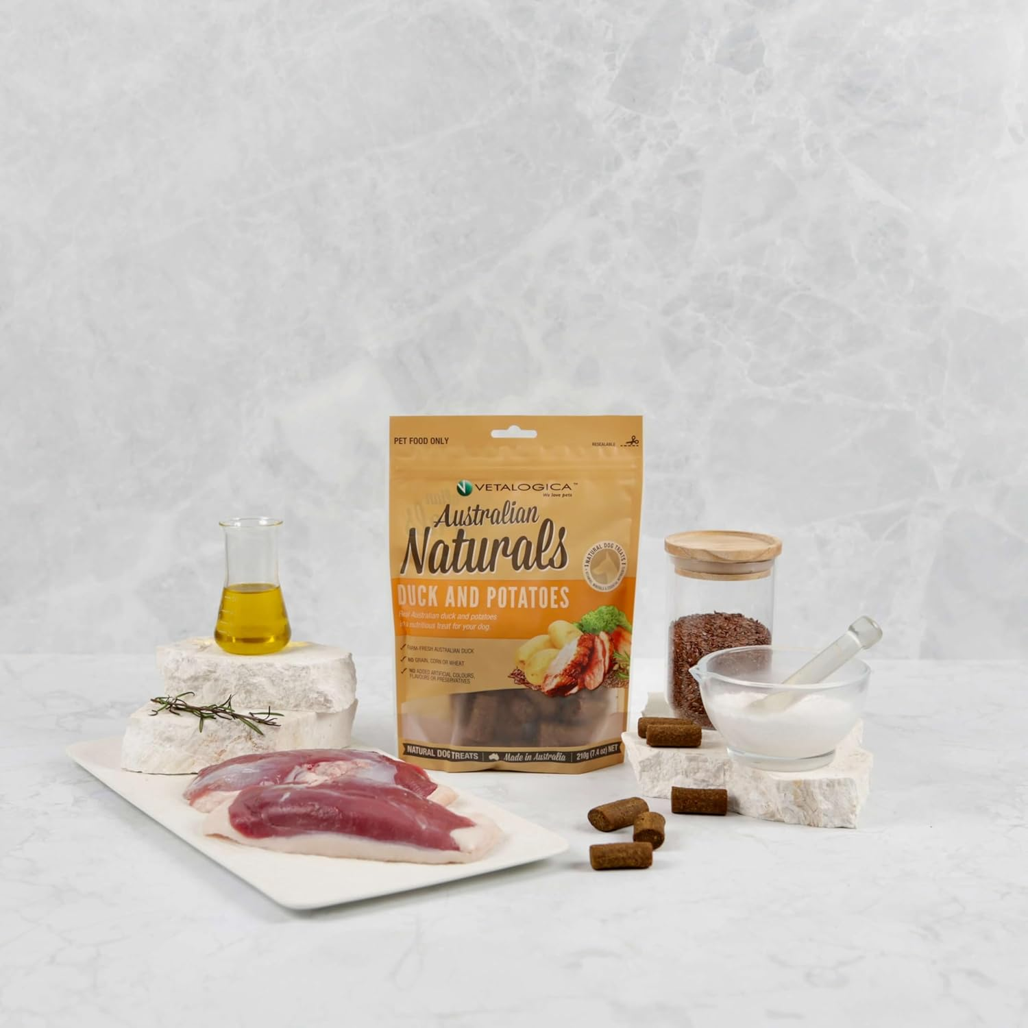 Vetalogica Australian Naturals High Protein Grain Free Small & Medium Breed Duck and Potato Treats for Dogs 210 G image number 2