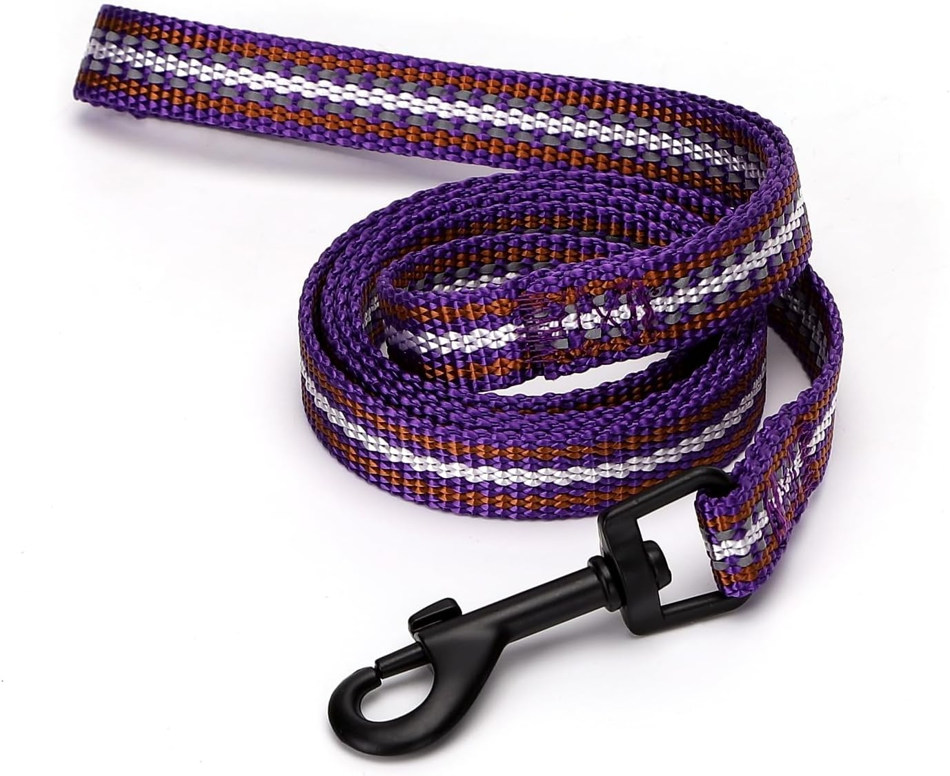 Reflective Nylon Dog Leash with High Strength and Visibility, Ideal for Safe Walks and Night Training.