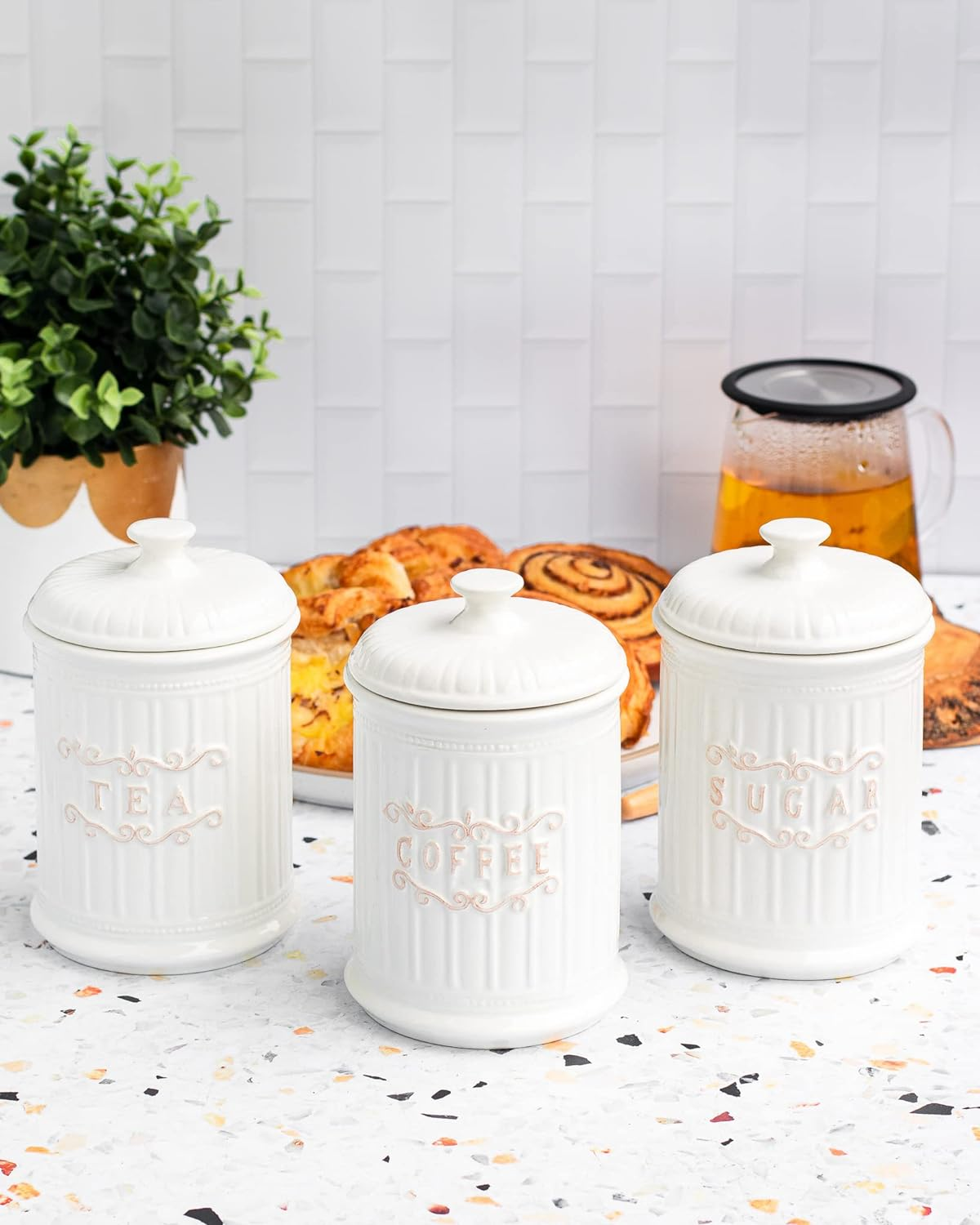 The House of Florence Country Style Canisters 3 Piece Set, White