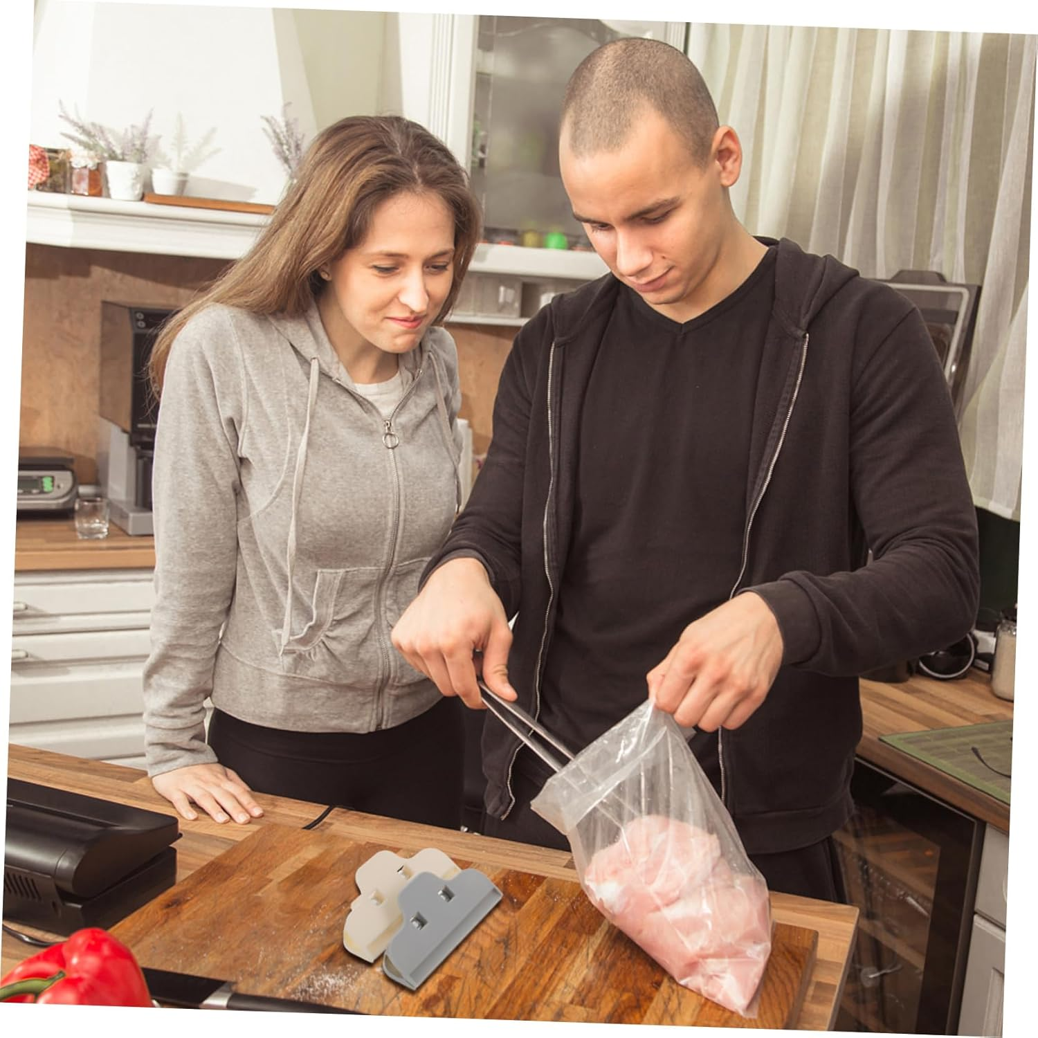 HAKIDZEL 10Pcs Plastic Sealing Tools Snack Bag Clips Food Storage Bag Clips Magnetic Food Kitchen Organisation image number 6