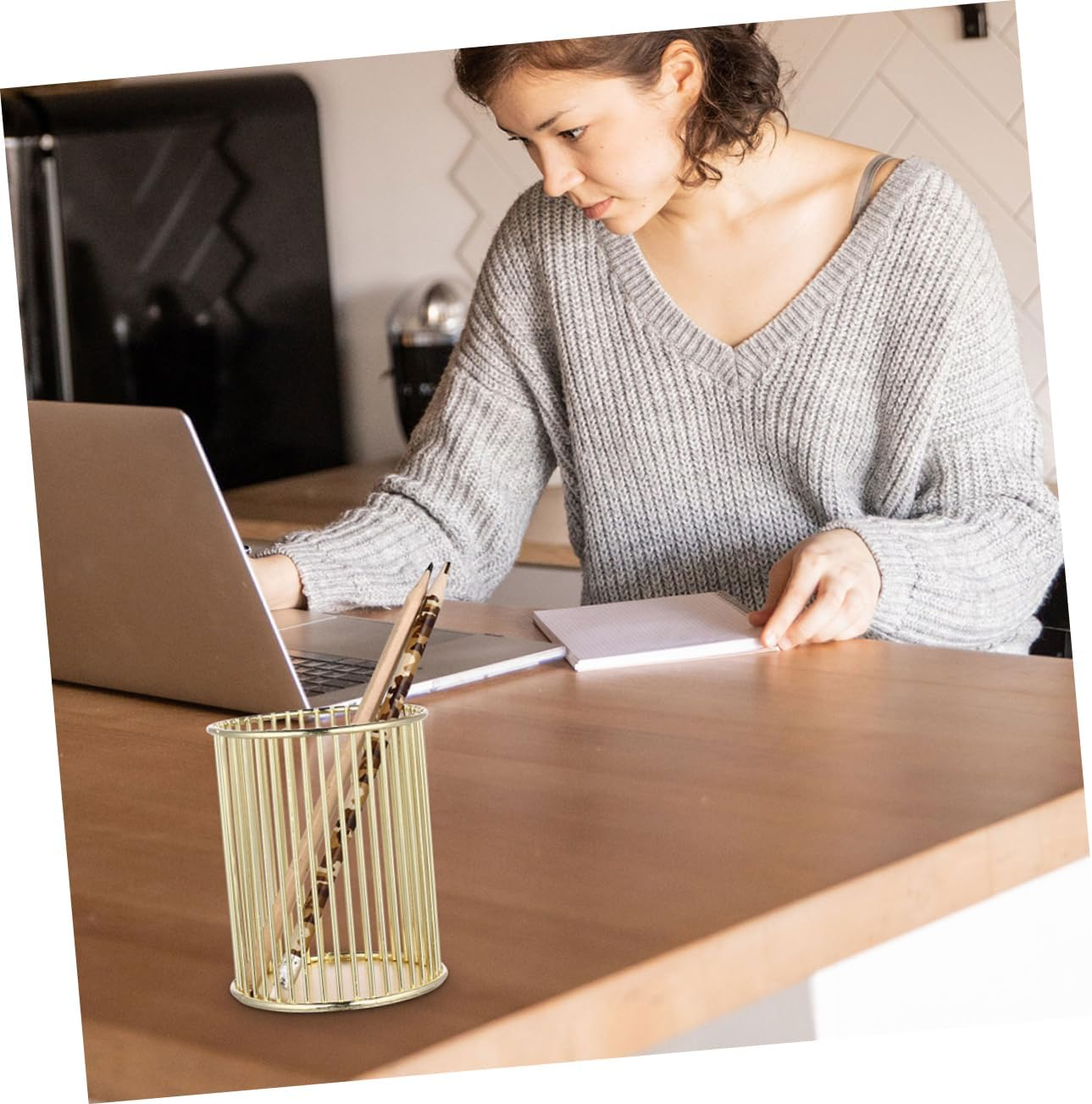 NUOBESTY Metal Pen Holder Set 2Pcs Gold Desktop Organizer Multifunctional Stationery Storage for Office Supplies Creative Brush Container image number 5