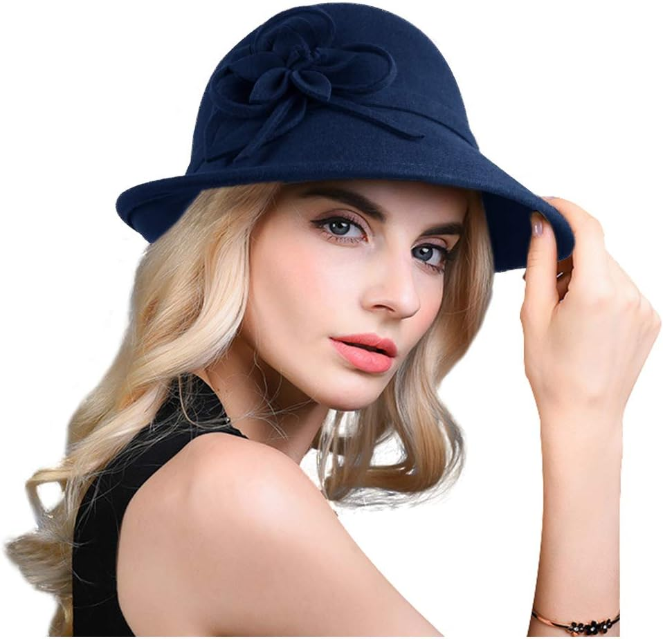 Bellady Women Solid Color Winter Hat image number 4