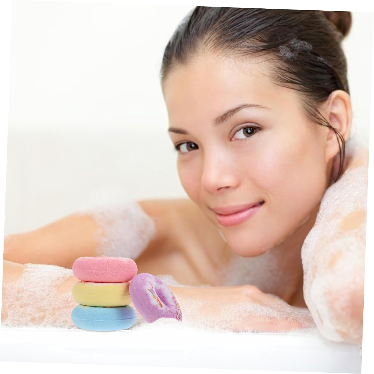 NAMOARLY 4Pcs Cake Shape Boys and Girls Bath Salt Balls Bathing Bombs Relaxing Skin Care Random Color