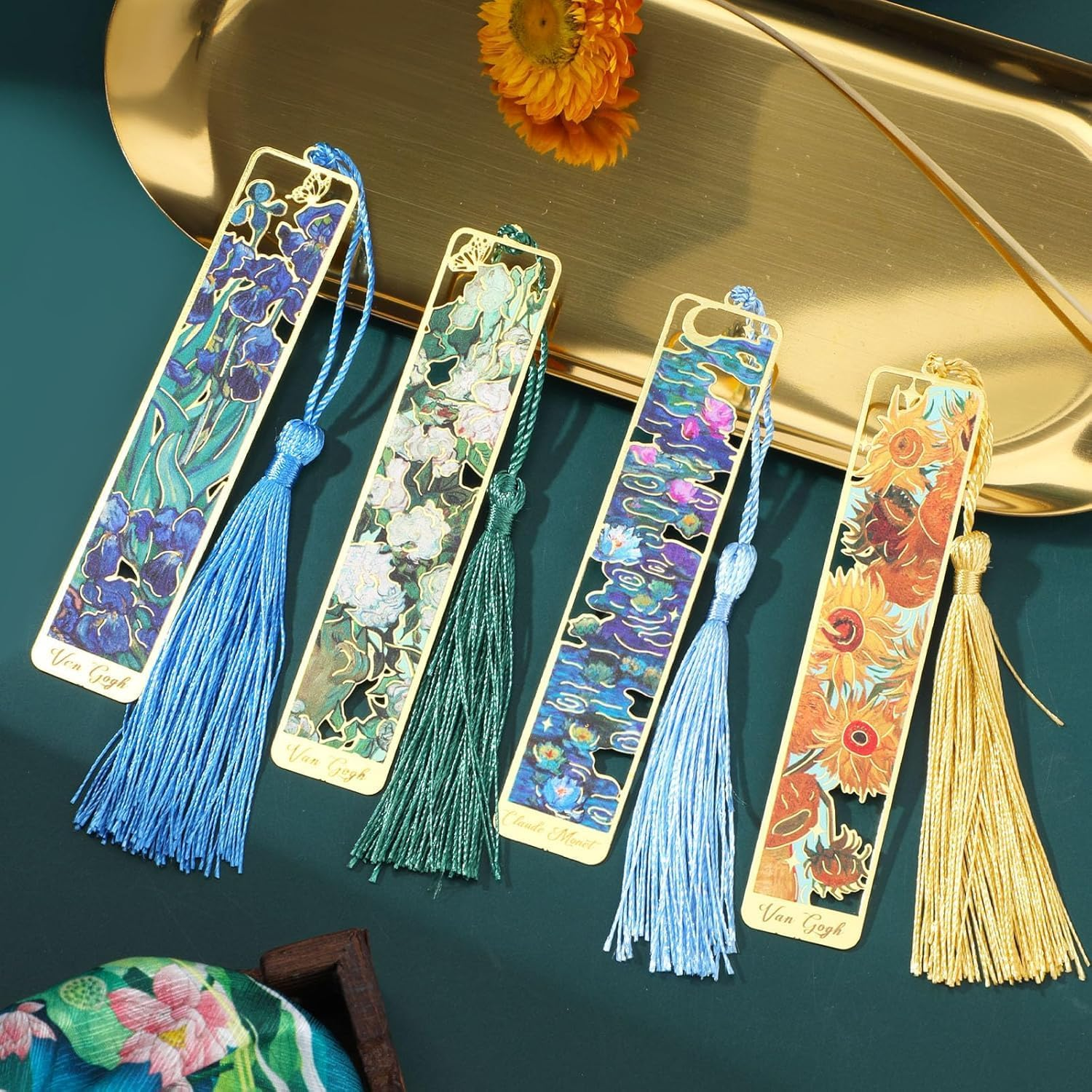 PQCLXUYA 1 Pieces Metal Bookmarks with Tassel,Gold Hollow Metal Bookmark, Vintage Book Marks for Reading Women, Men, Kids, Book Lovers, Reading Accessories Gifts for Book Lovers (White Rose Green) image number 6