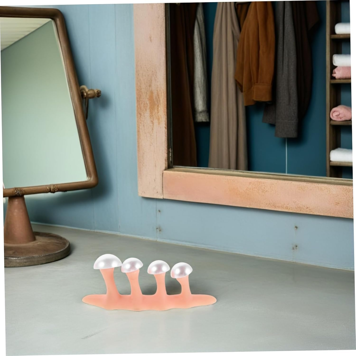 2Sets Nail Separator for Pedicure Silicone Toe Separators Pearl Decor Toenail Spacers for Nail Art and Manicure image number 4