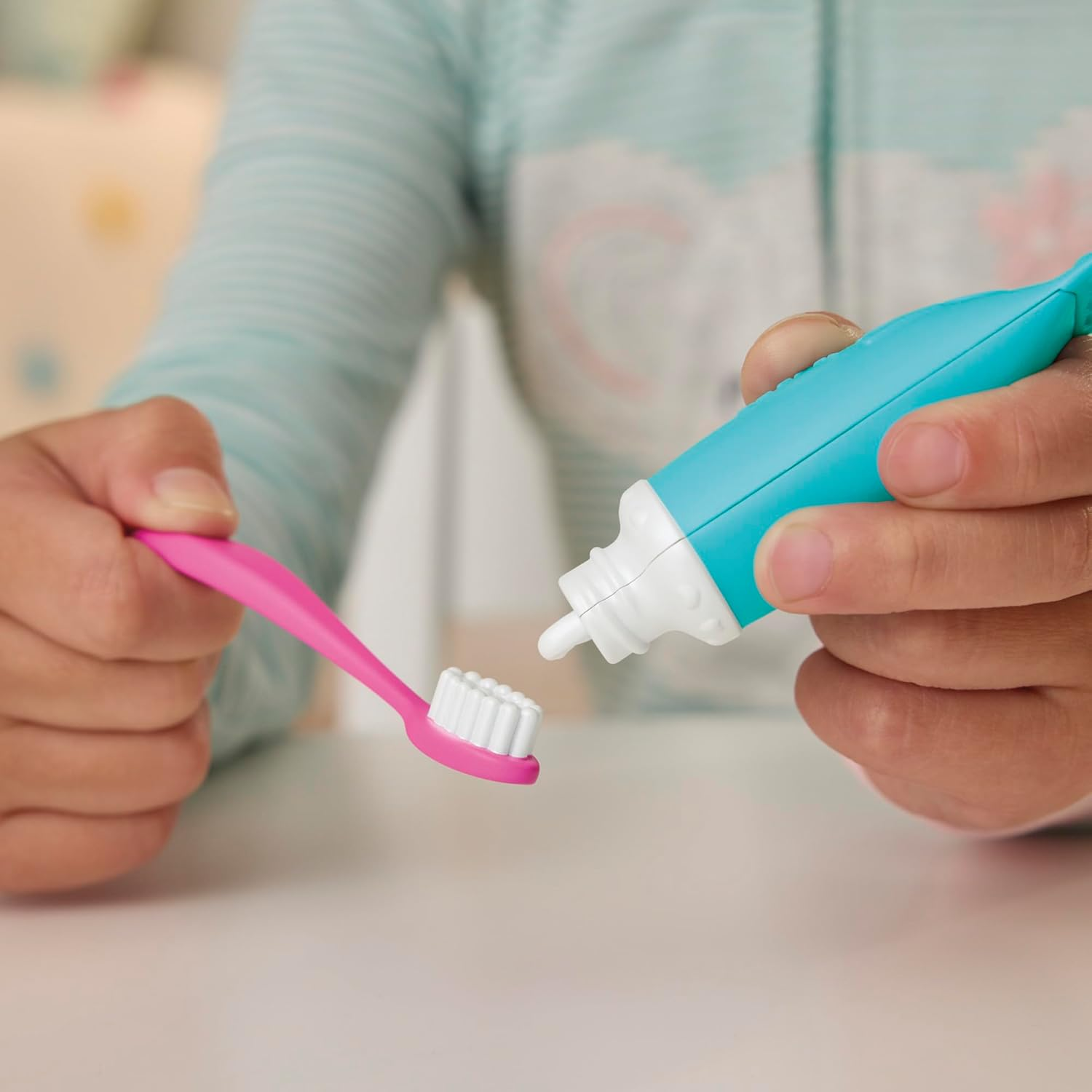 Baby Alive Lil Dreamer Lala Googoo Sleepy Baby Doll Set, Blonde Hair, Fun Sleepover Theme, Preschool Toys for Girls & Boys 3 Years & Up