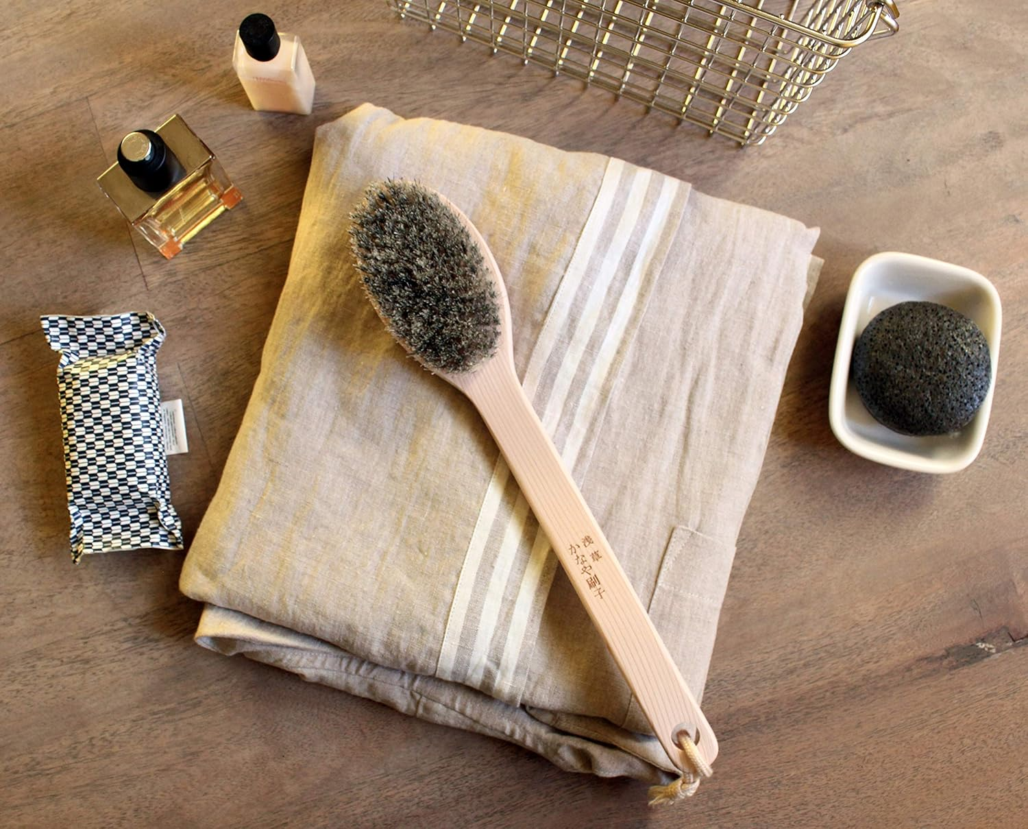 Japanese Body Brush for Bath or Dry Brushing, Exfoliation, Cellulite Treatment, Long Handle, Hard image number 3