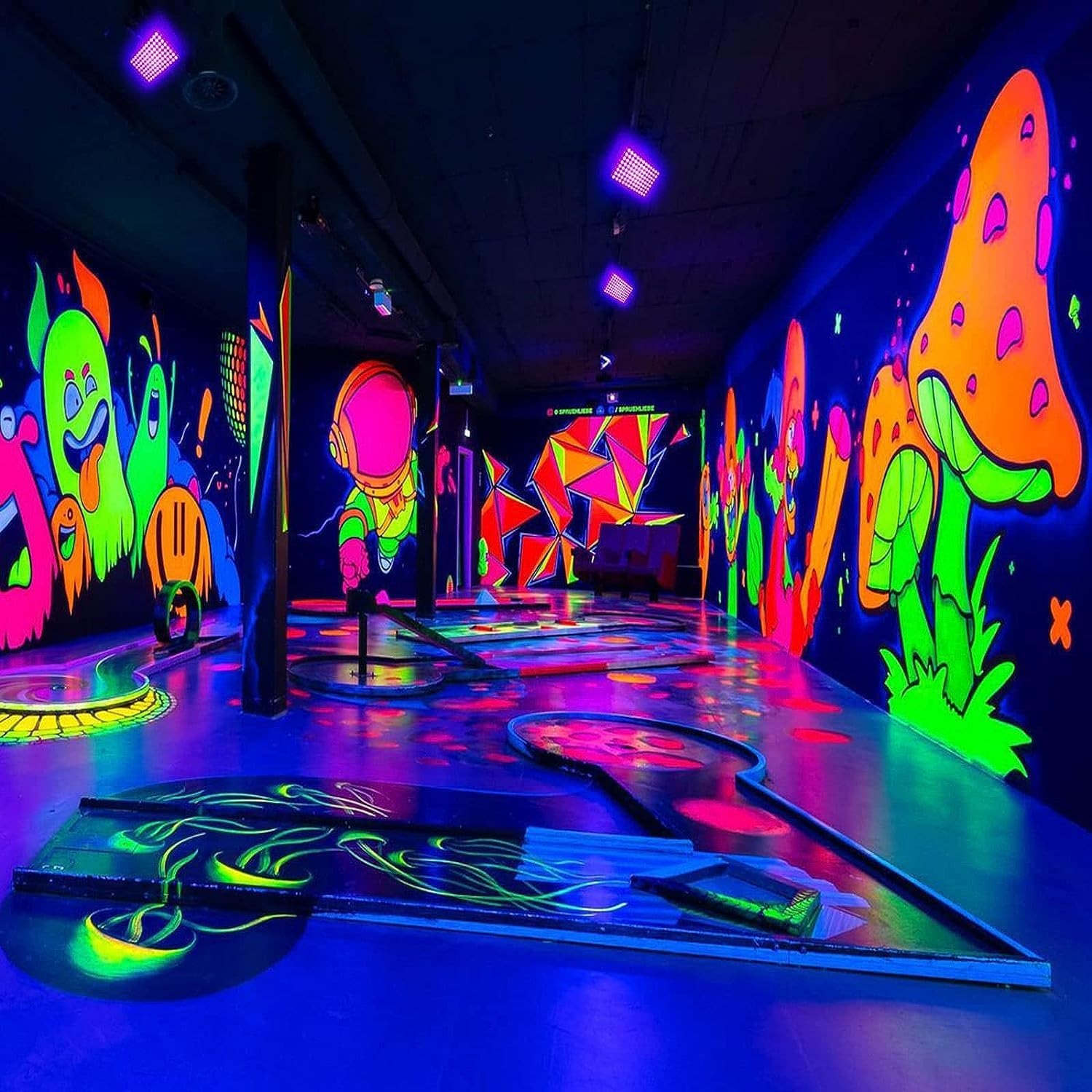 Glostars 100W LED UV Black Light Lamp, Black Light Spotlight, IP66 Waterproof, 395-400Nm UV Party Light with Switch for Bar, Party Supplies, Black Light Decoration (100W (2 Pack)) image number 5