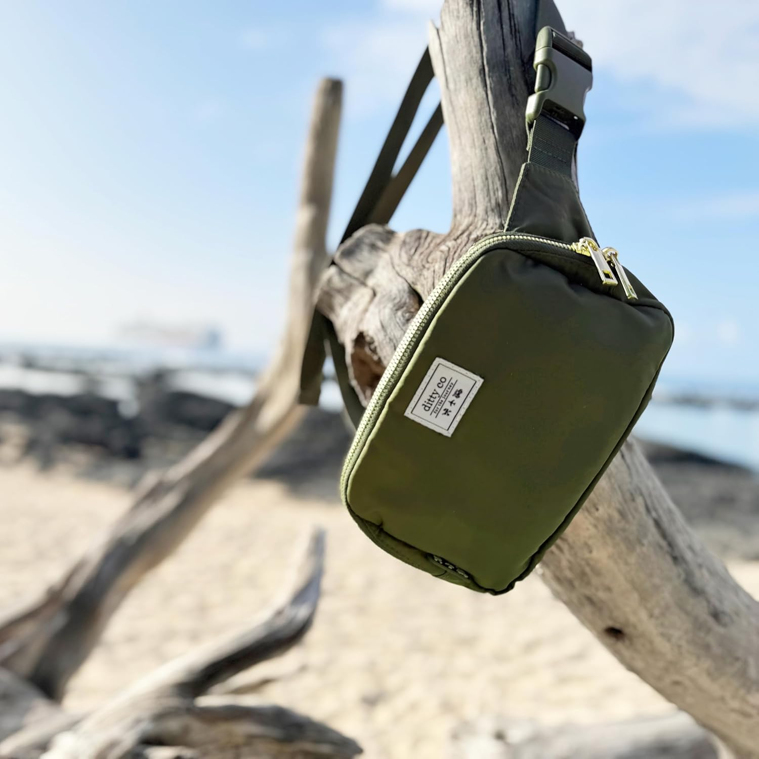 Mini Diaper Bag Belt Bag with Changing Pad - Compact Crossbody for Moms - Hands-Free Baby Travel Essentials - Stylish and Lightweight for On-The-Go Parents - Waterproof and Washable Design, image number 2