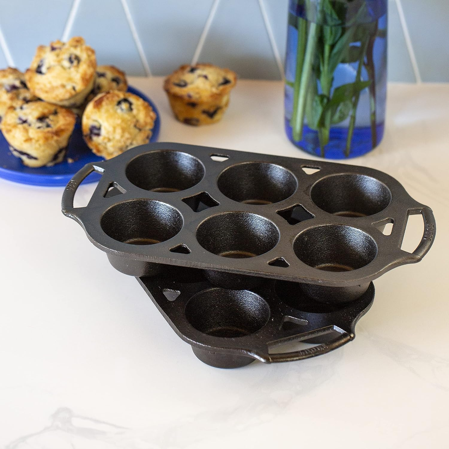 Lodge Cast Iron 2 Piece Muffin Pan Set image number 3
