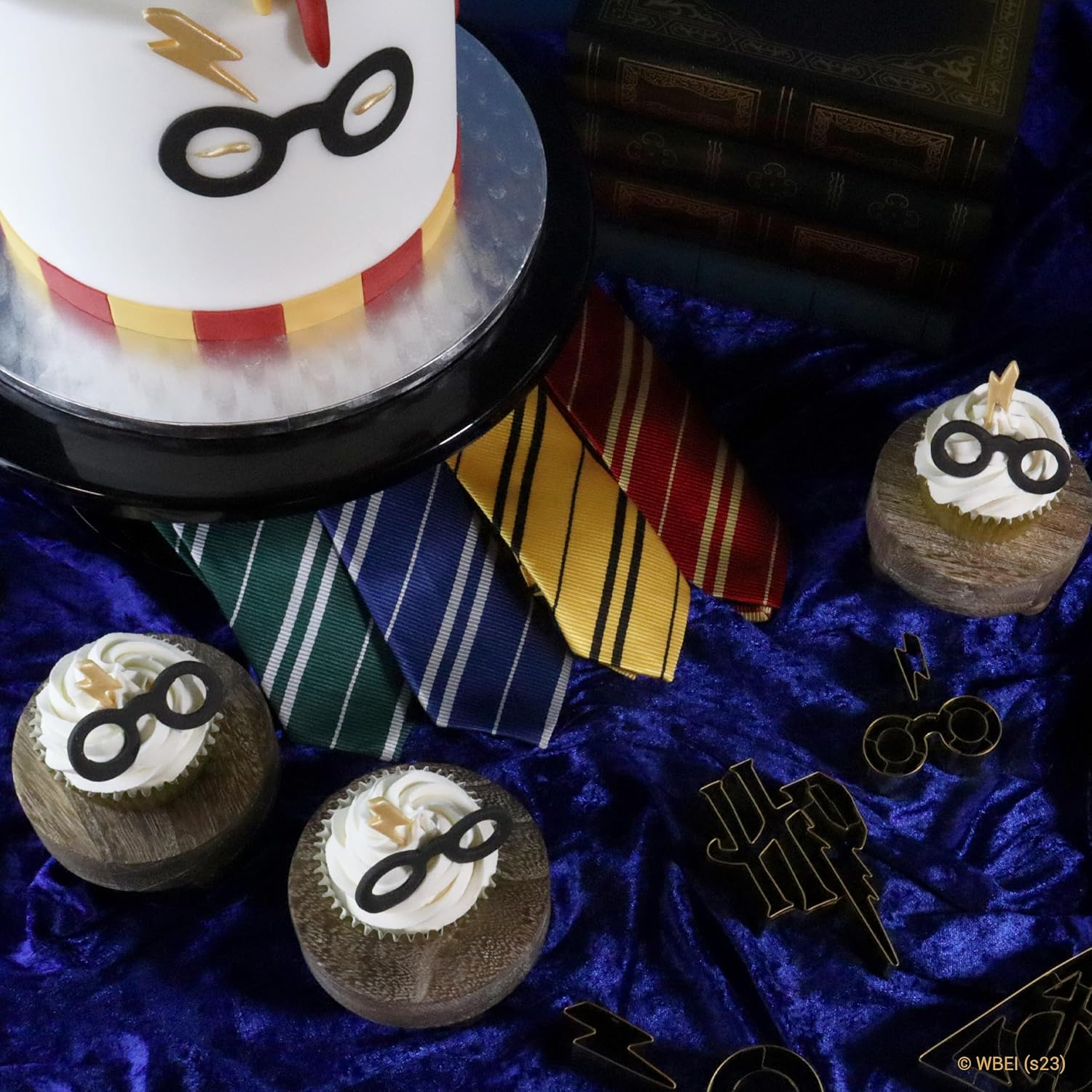 PME Harry Potter Fondant & Cookie Cutter, Set of 2, Harry'S Glasses & Scar, Small image number 2