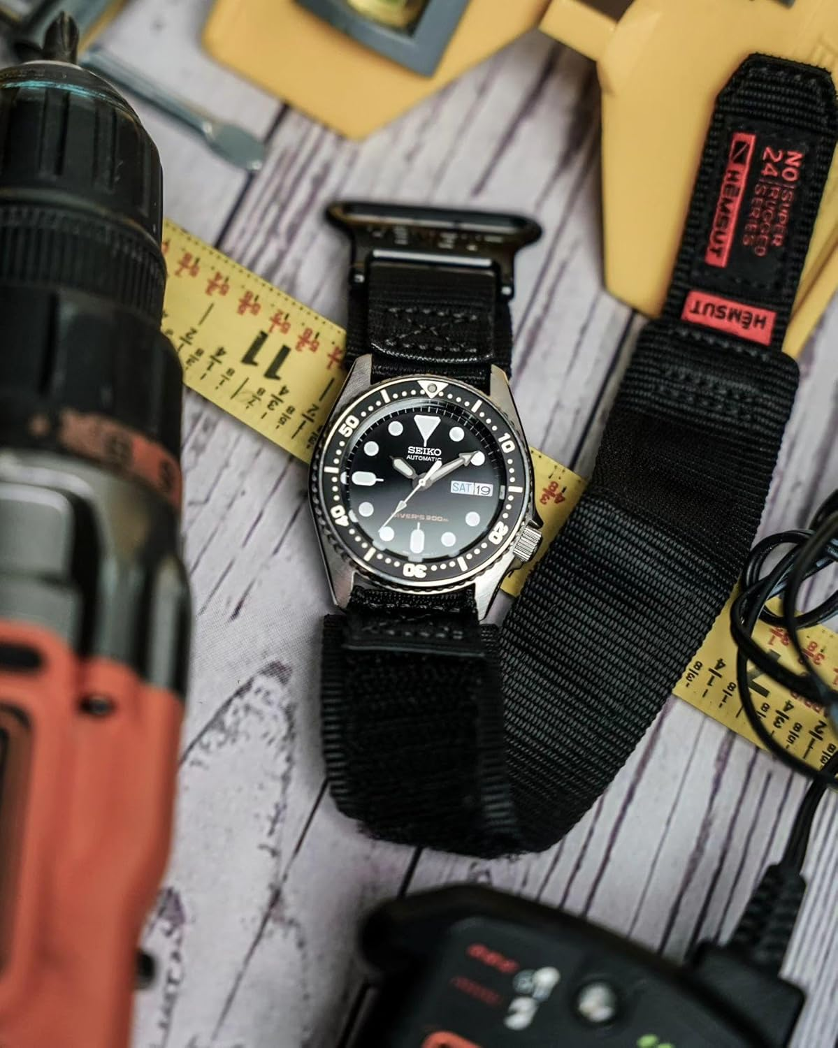 HEMSUT Wide Nylon Hook & Loop Watch Band with Metal Buckle, Quick Release 20Mm/22Mm for Outdoor Sports Smartwatches image number 2