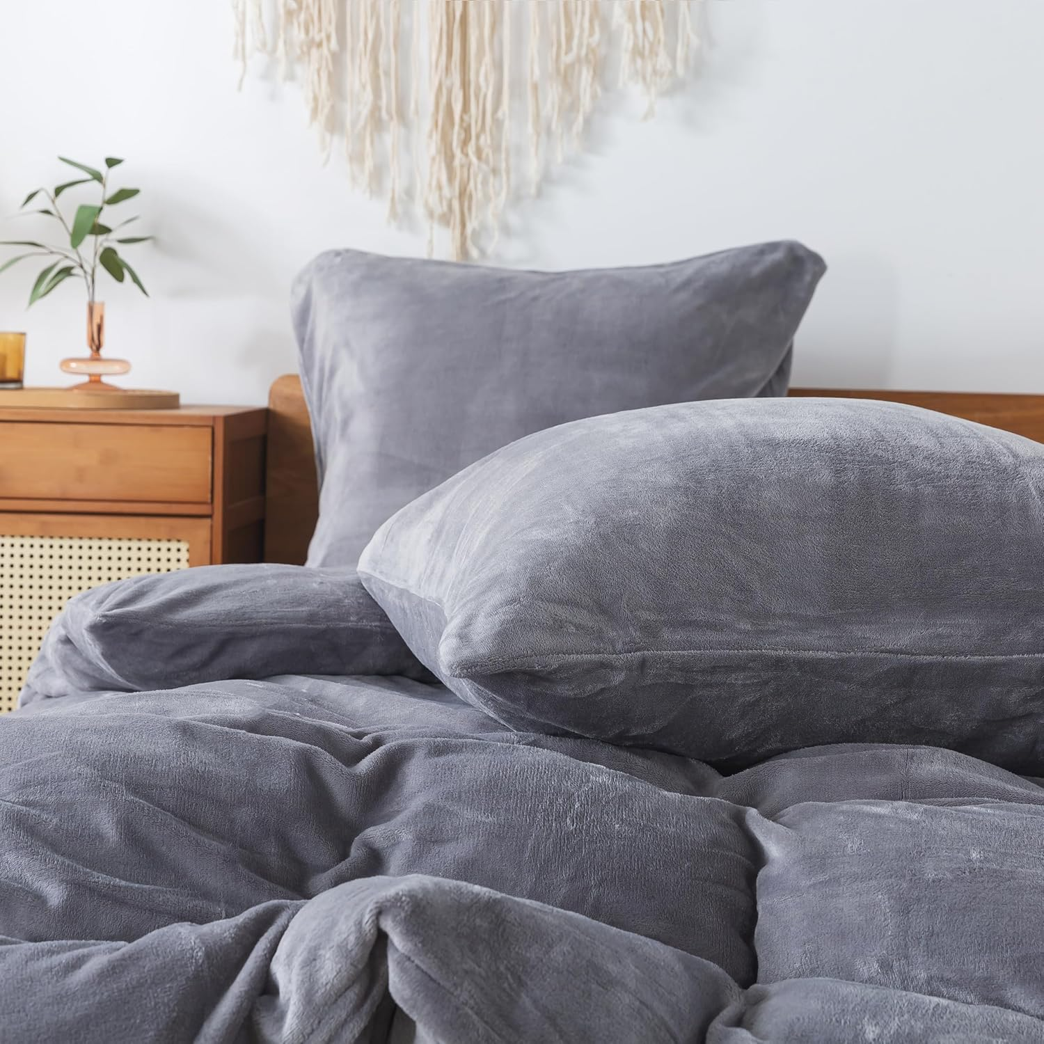 Rongrongin Fluffy Bed Linen 155 X 220 Cm Grey - Autumn Winter Duvet Cover Fleece with 1 Pillowcase 80 X 80 Cm, Warm Soft Cuddly Bedding Set with Zip, Winter Bedding for Single Bed image number 4